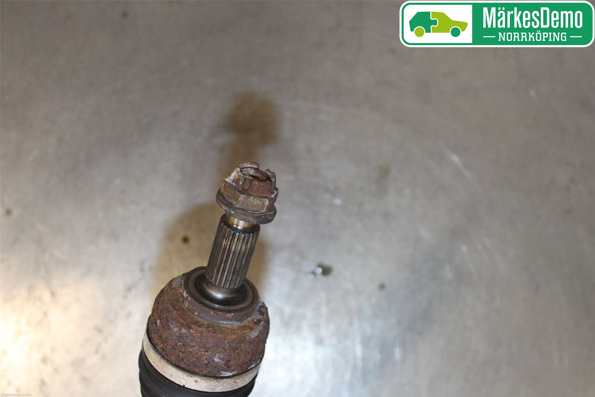 Renault CLIO III  06-09 Drivaxel Fram Vänster