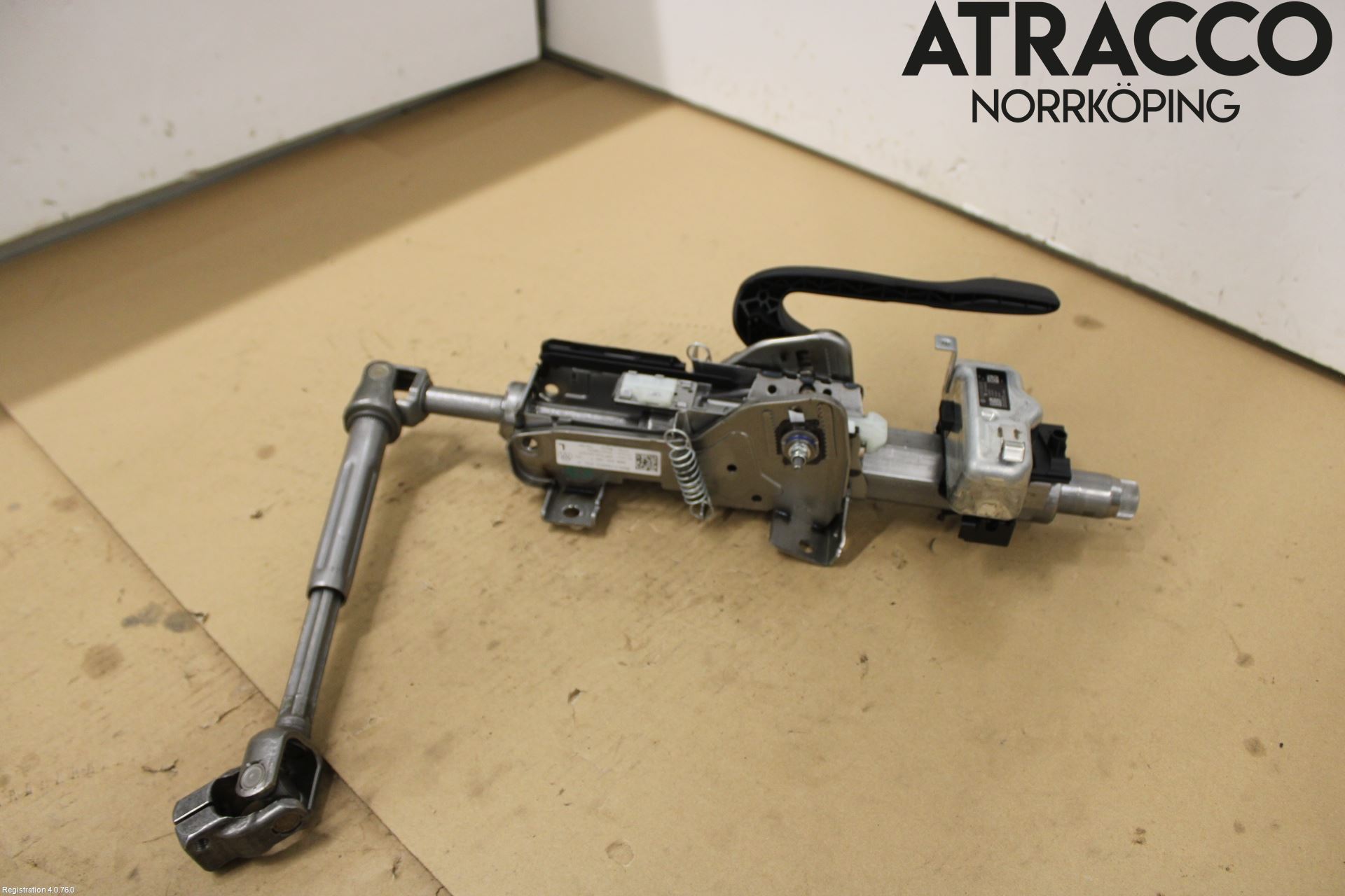 Seat LEON 20- Rattaxelagg Justerbart