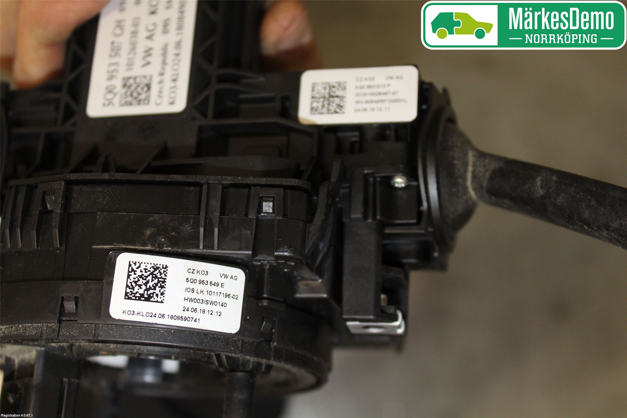 Volkswagen VW GOLF / E-GOLF VII 13-20 Spakcentral