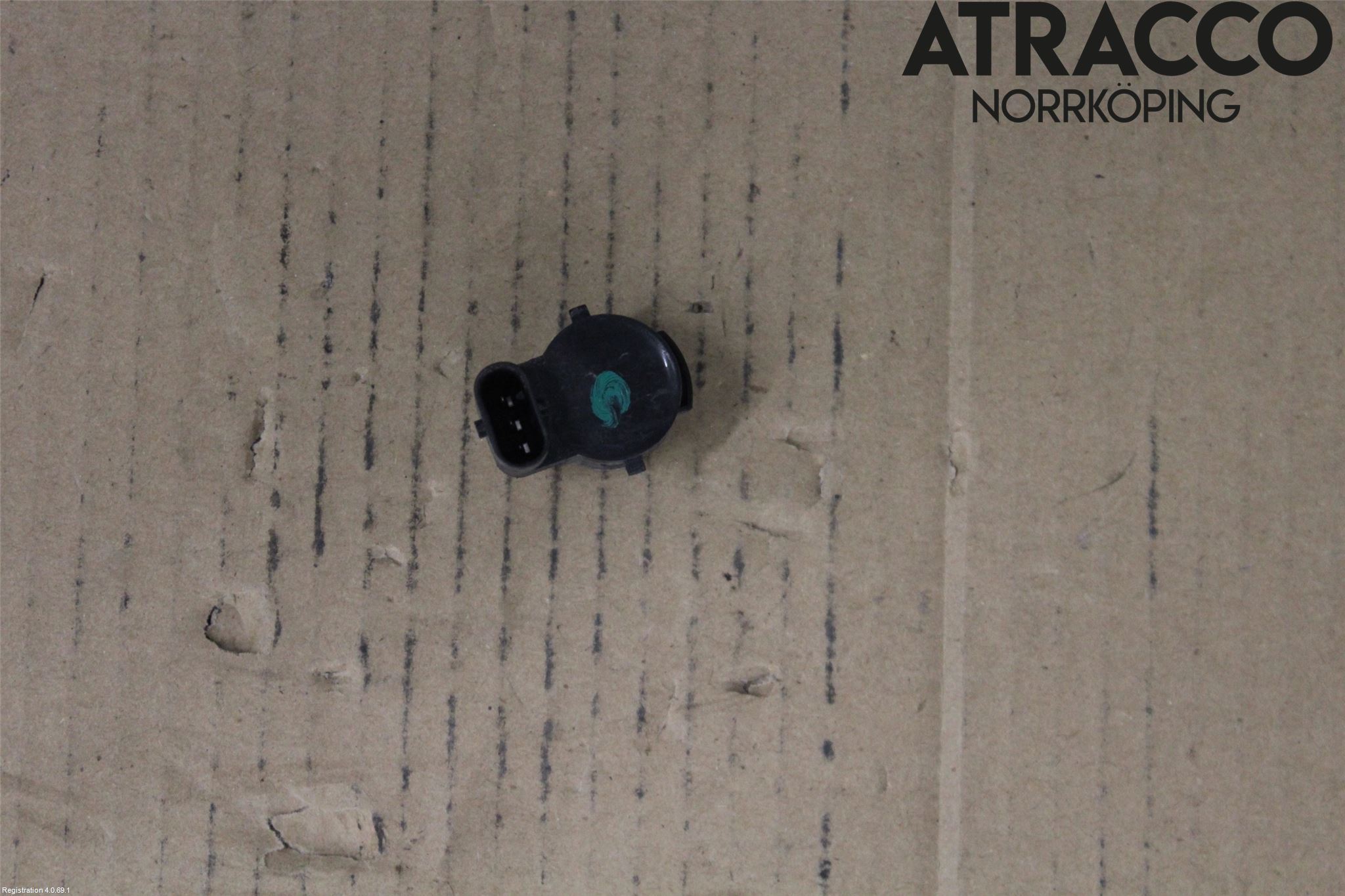 Volkswagen VW T-ROC 18- Parkeringshjälp Frontsensor