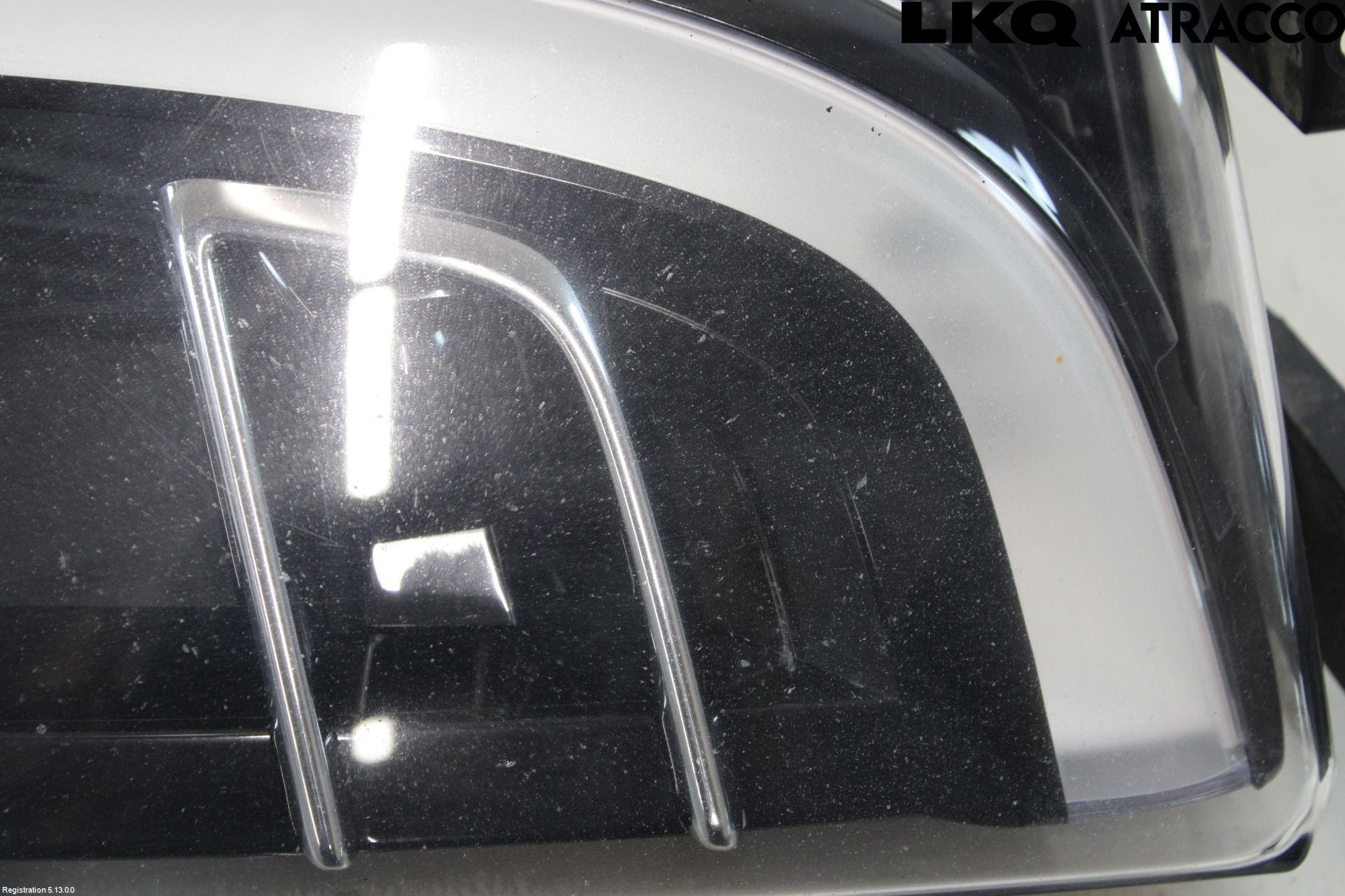 Tesla MODEL X 16- Positionsljus Fram Vä