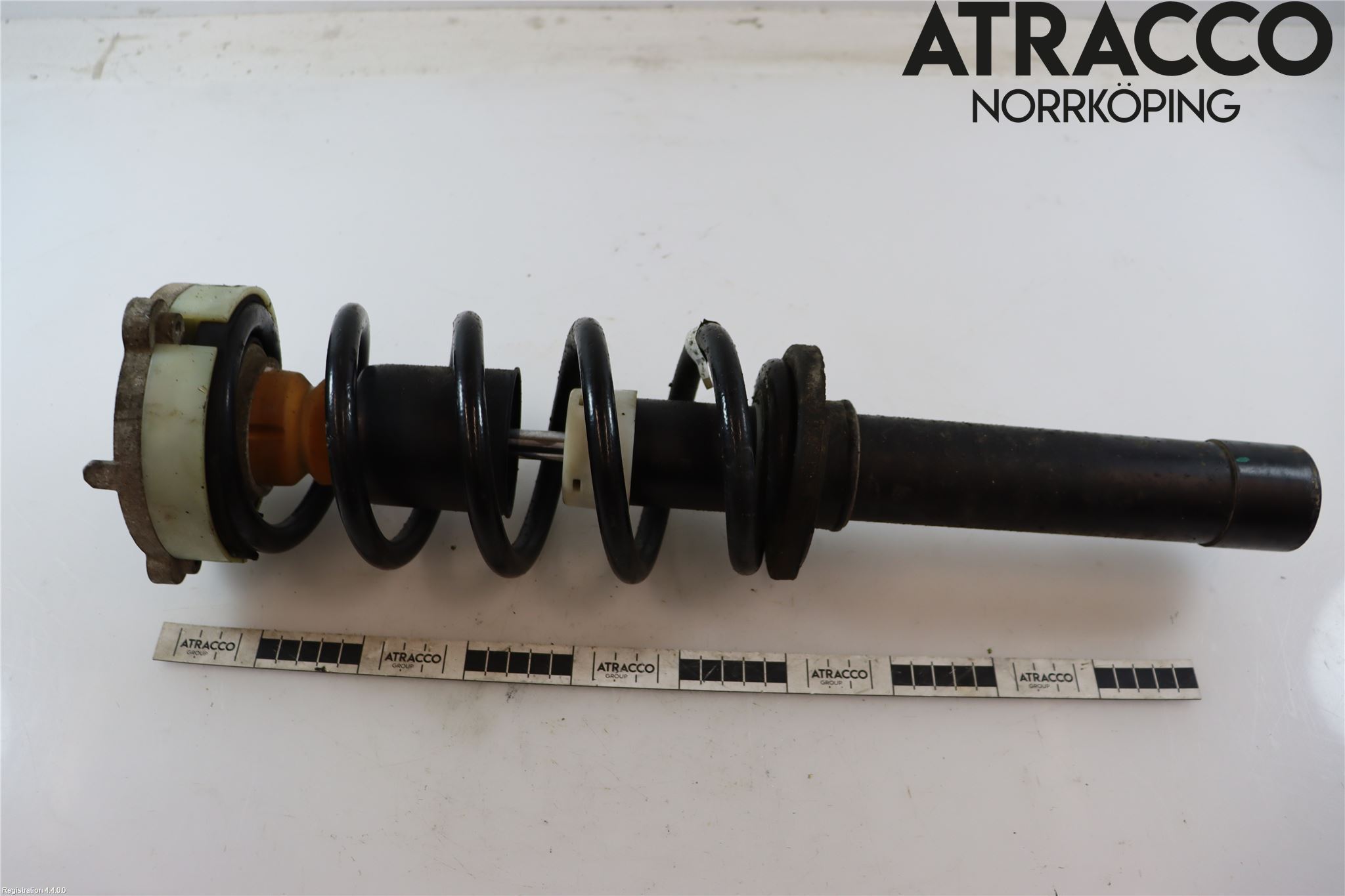 Audi A4/S4 B9 20- Fjäderben Fram Höger