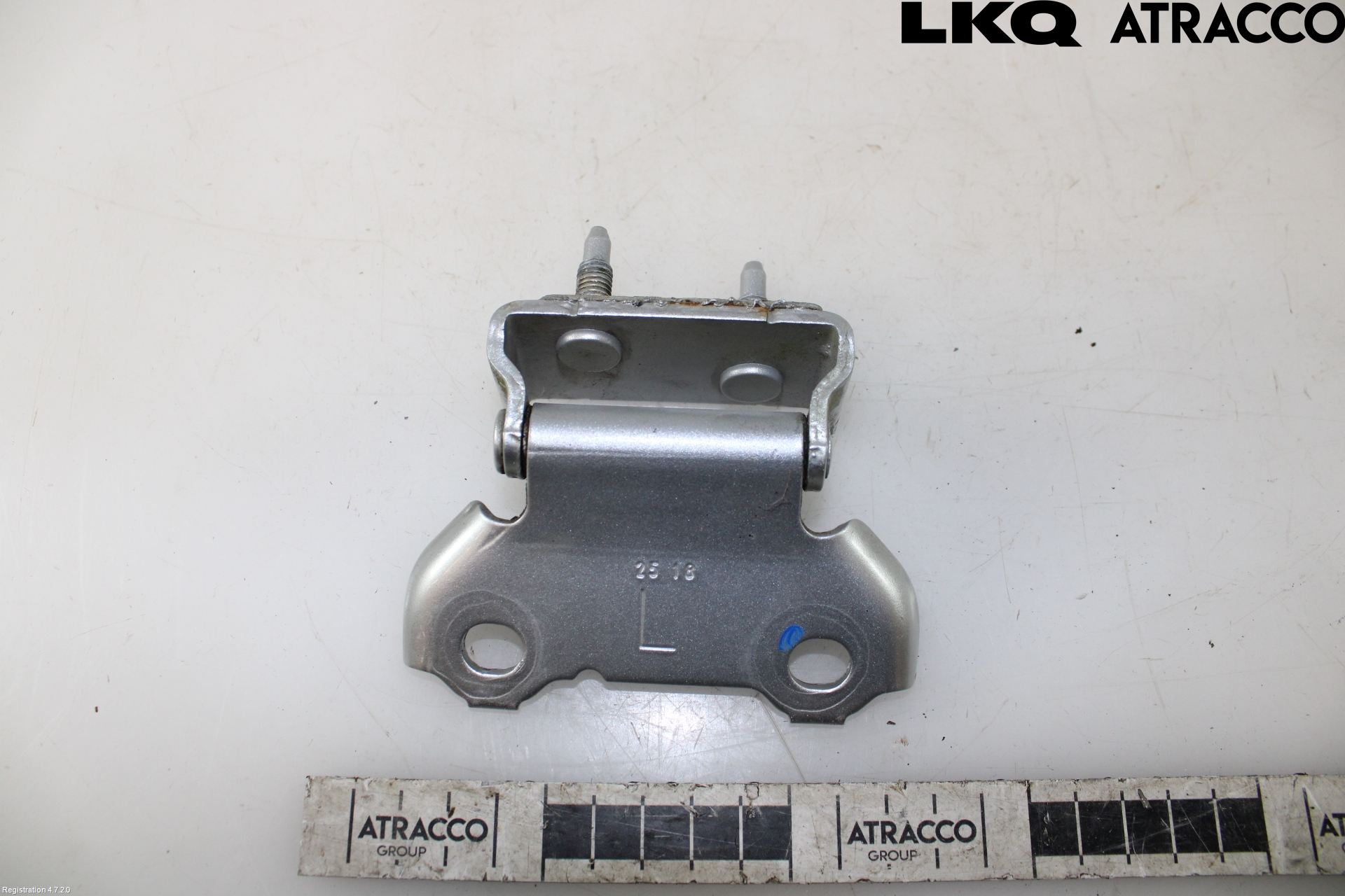 Toyota COROLLA 19- Bakluckegångjärn Vä