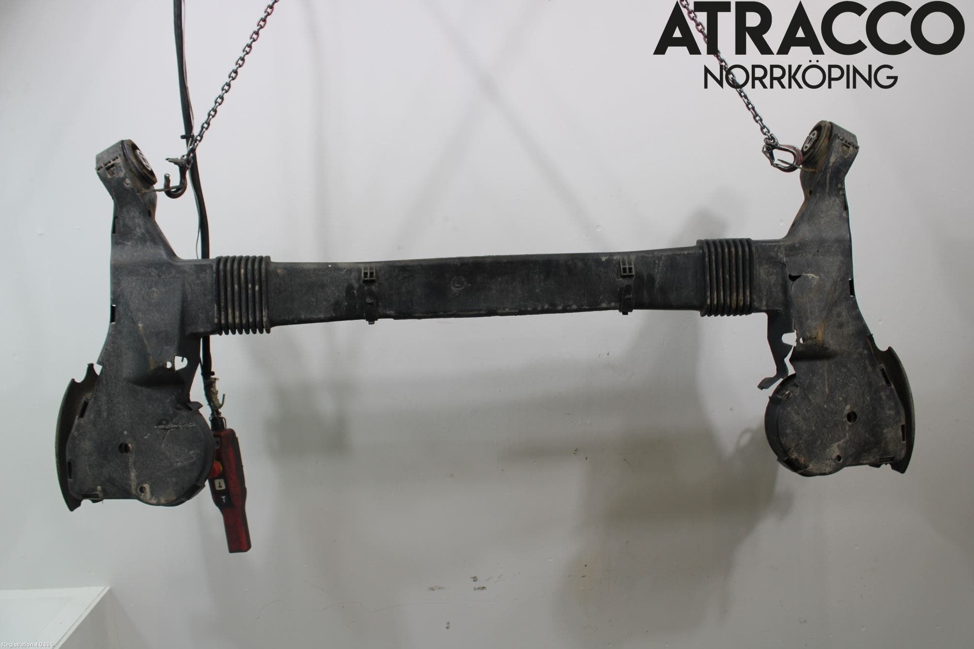 Peugeot PARTNER 16-18 Bakaxel