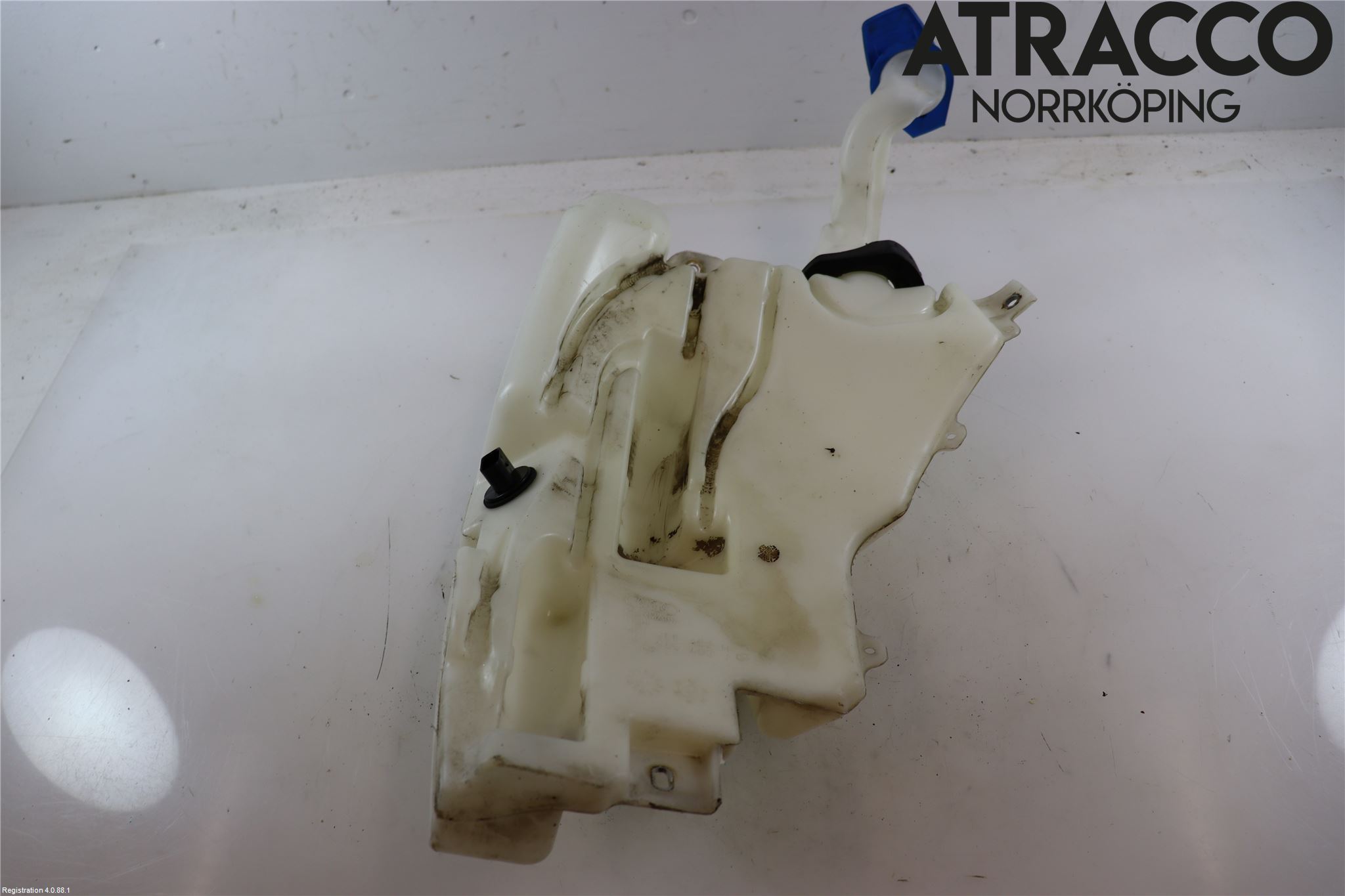 Audi A8/S8 4E  02-09 Spolartank Vindruta-Strål