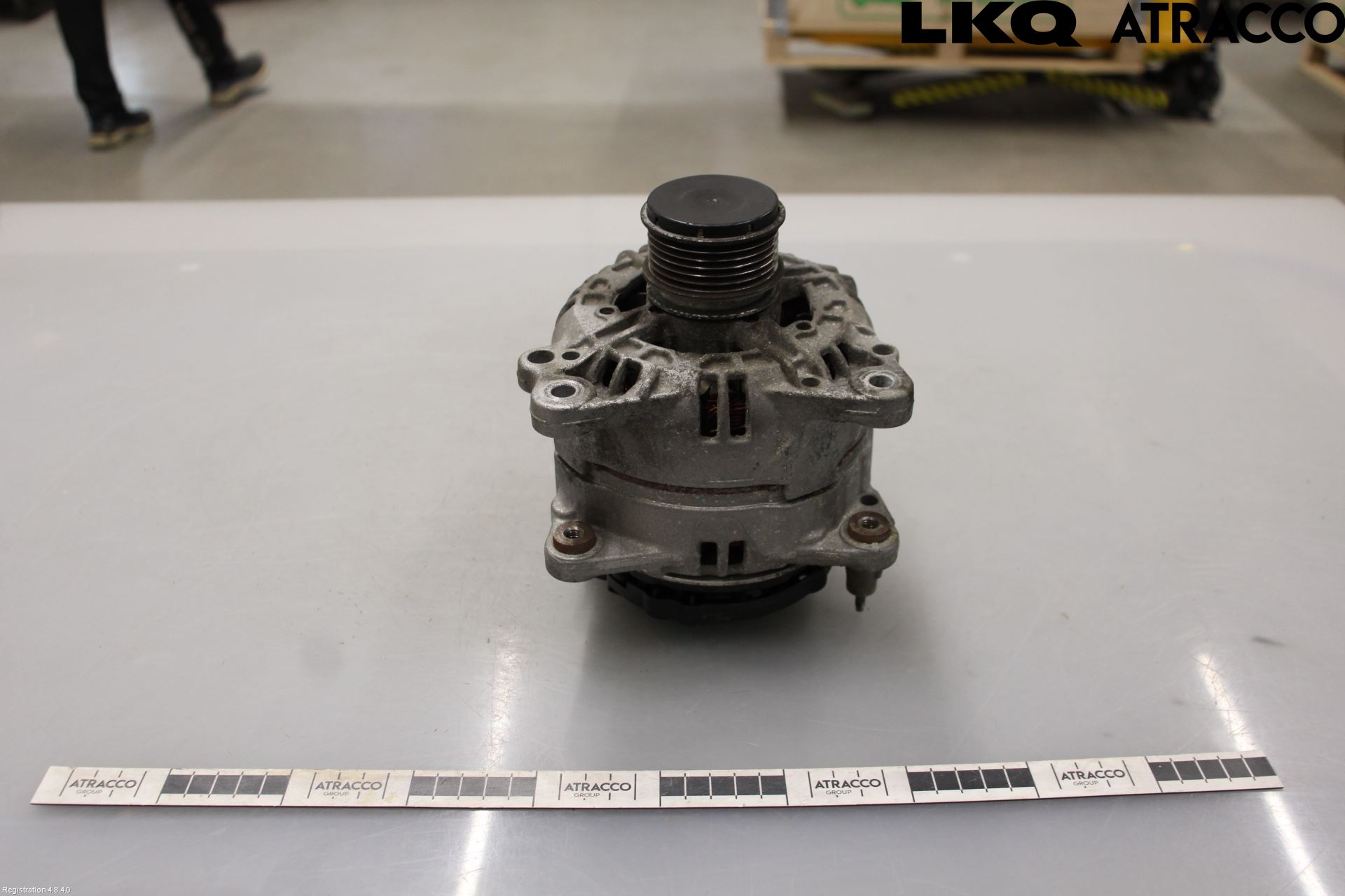 Volkswagen VW CADDY 11-15 Generator