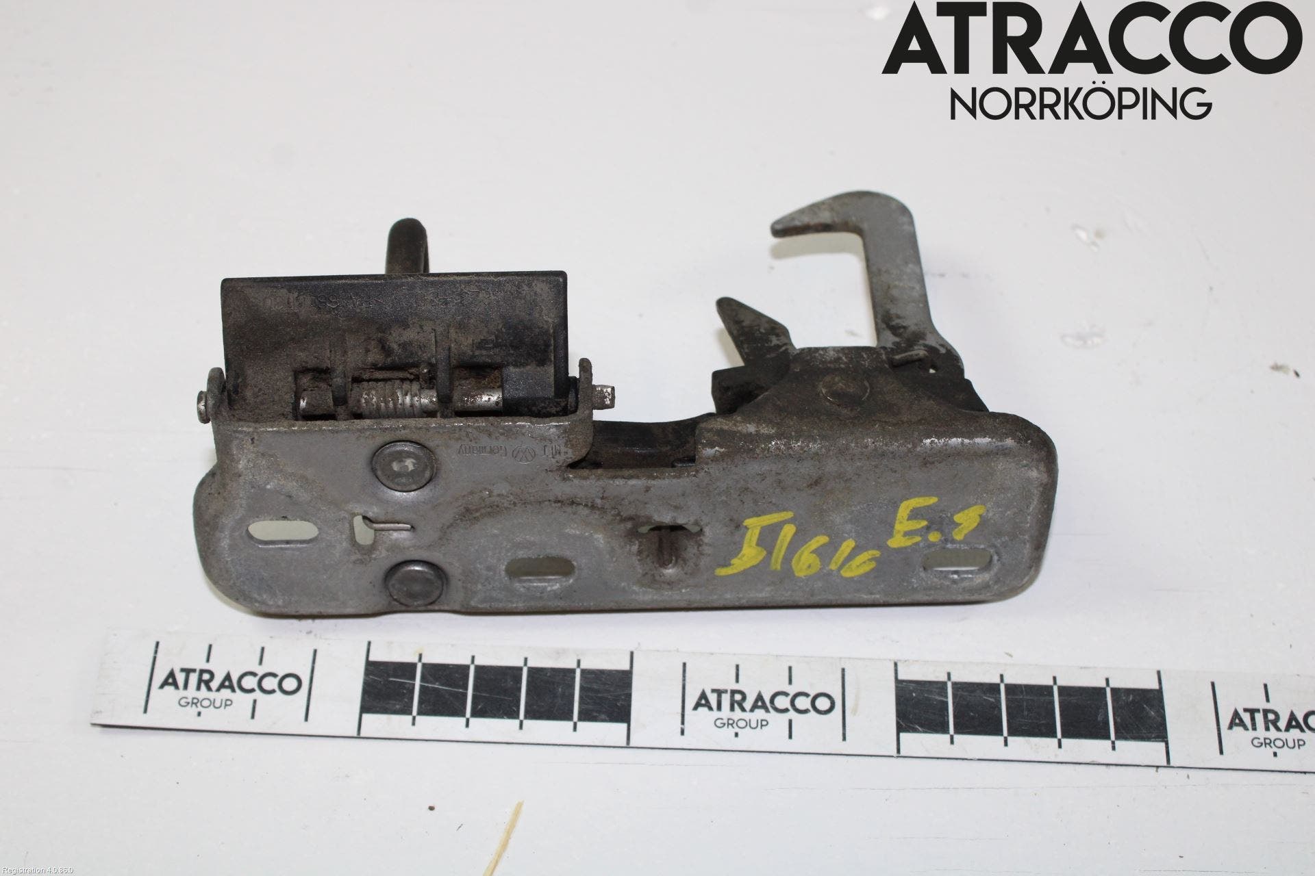 Volkswagen VW GOLF VI 09-13 Huv Spärr