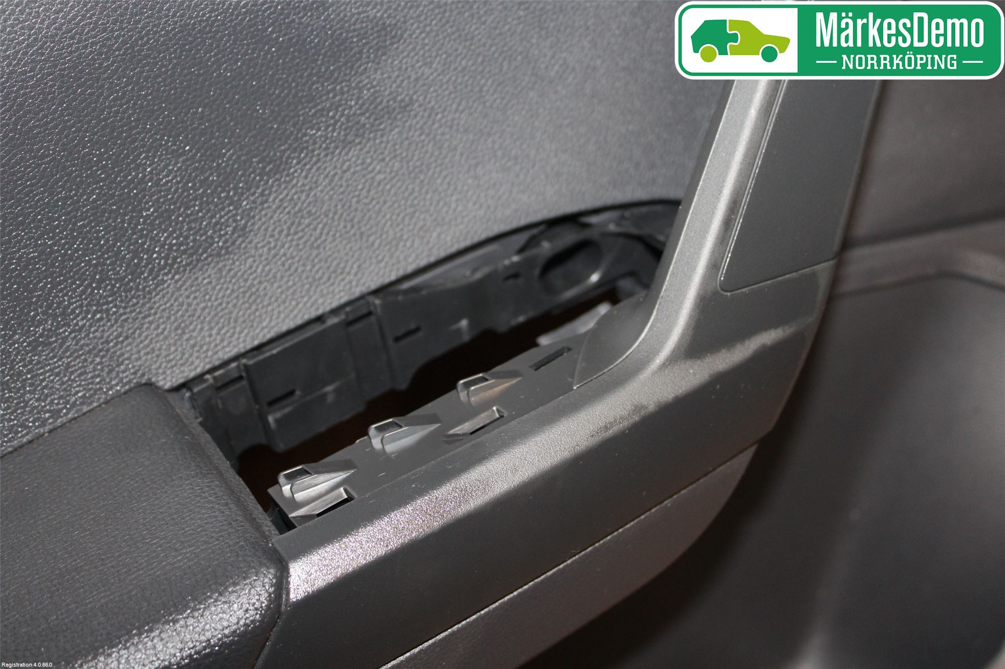 Seat ARONA Dörrklädsel Vä