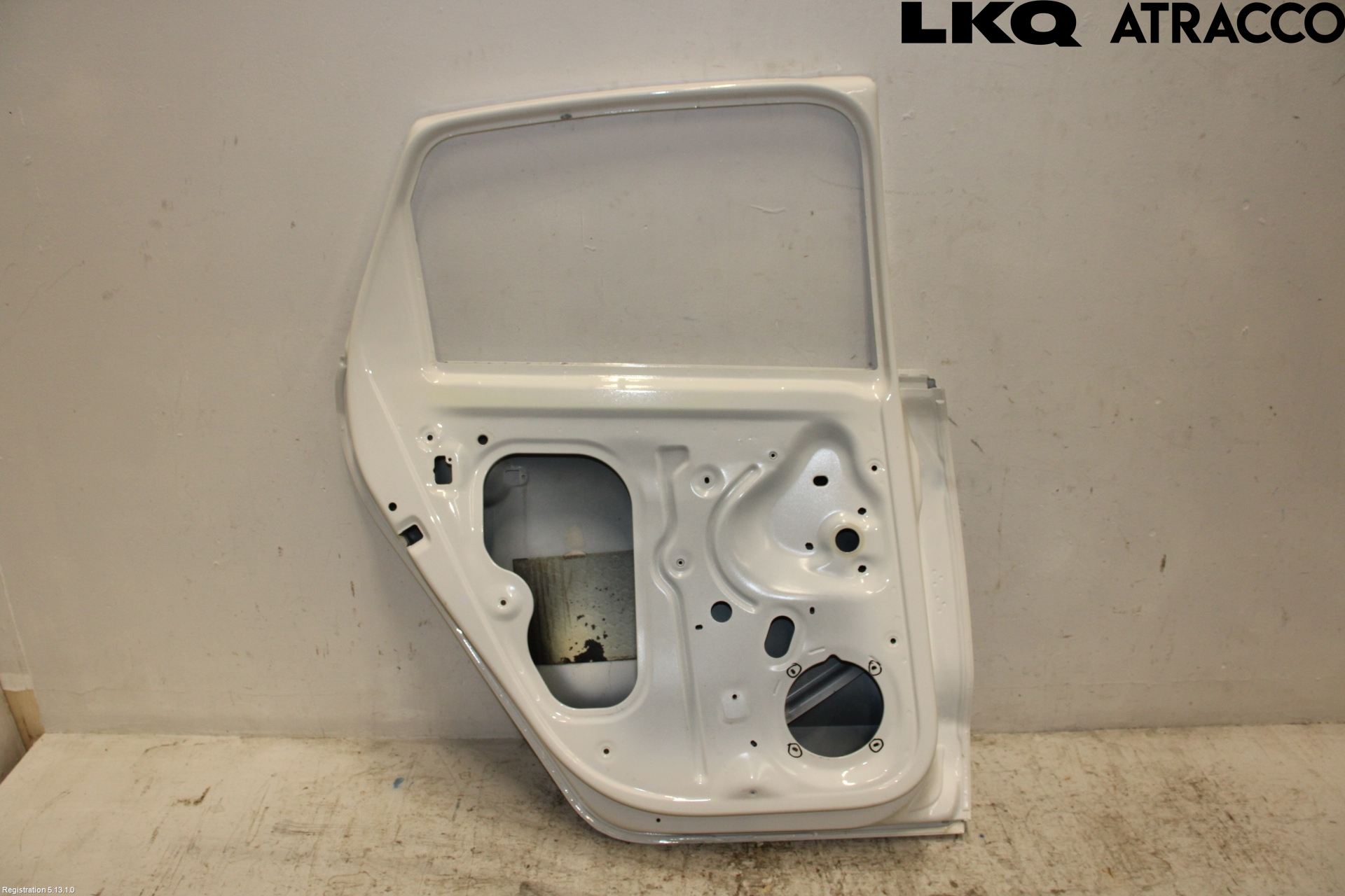 Volkswagen VW POLO 10-17 Dörr Bak Vänster