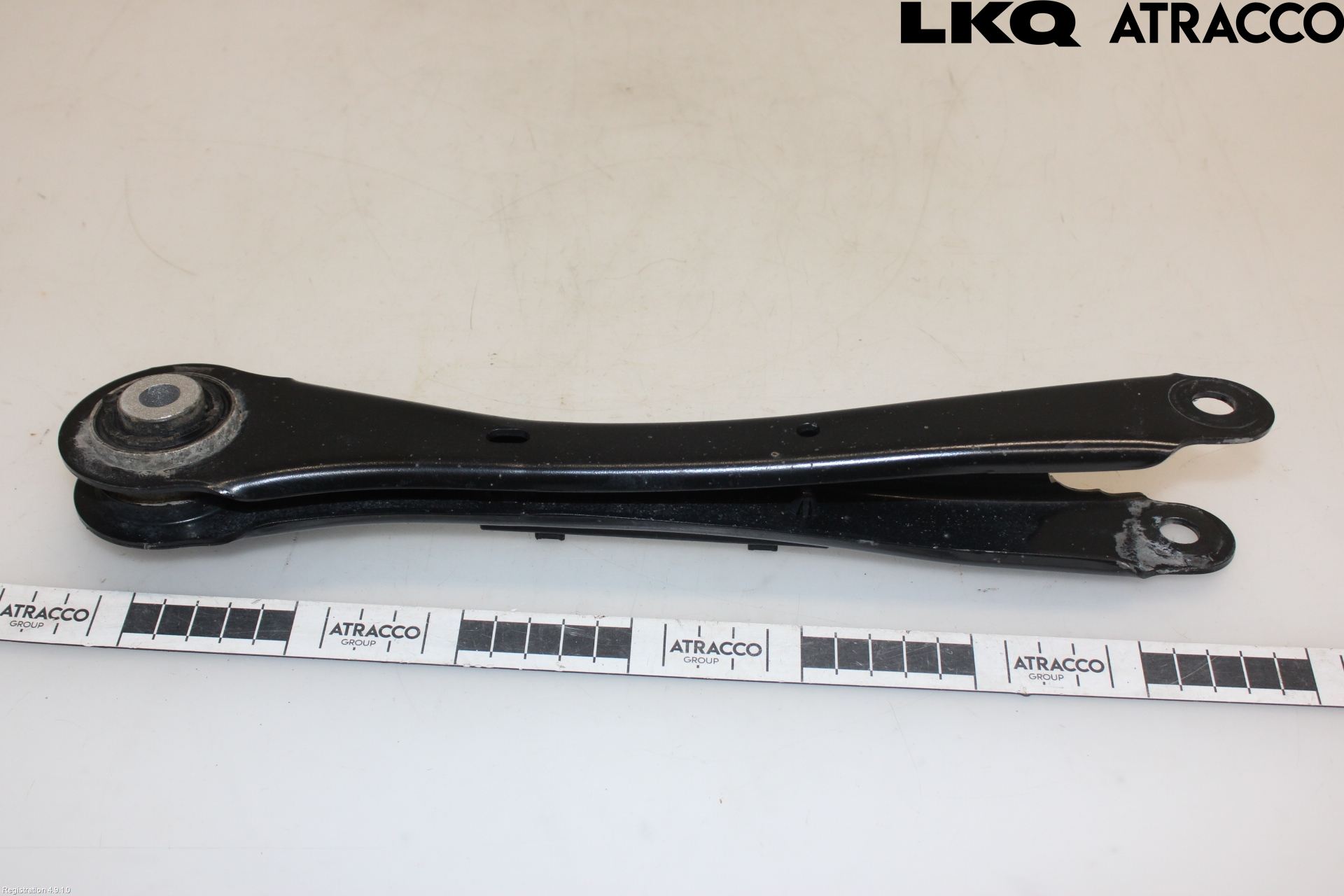 Cupra BORN 22- Bärarm Bak Vänster