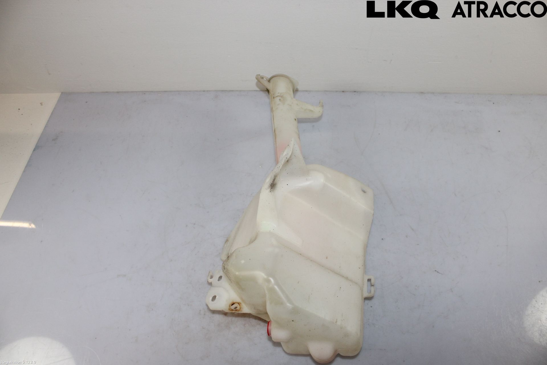 Mitsubishi GRANDIS Spolartank Vindruta