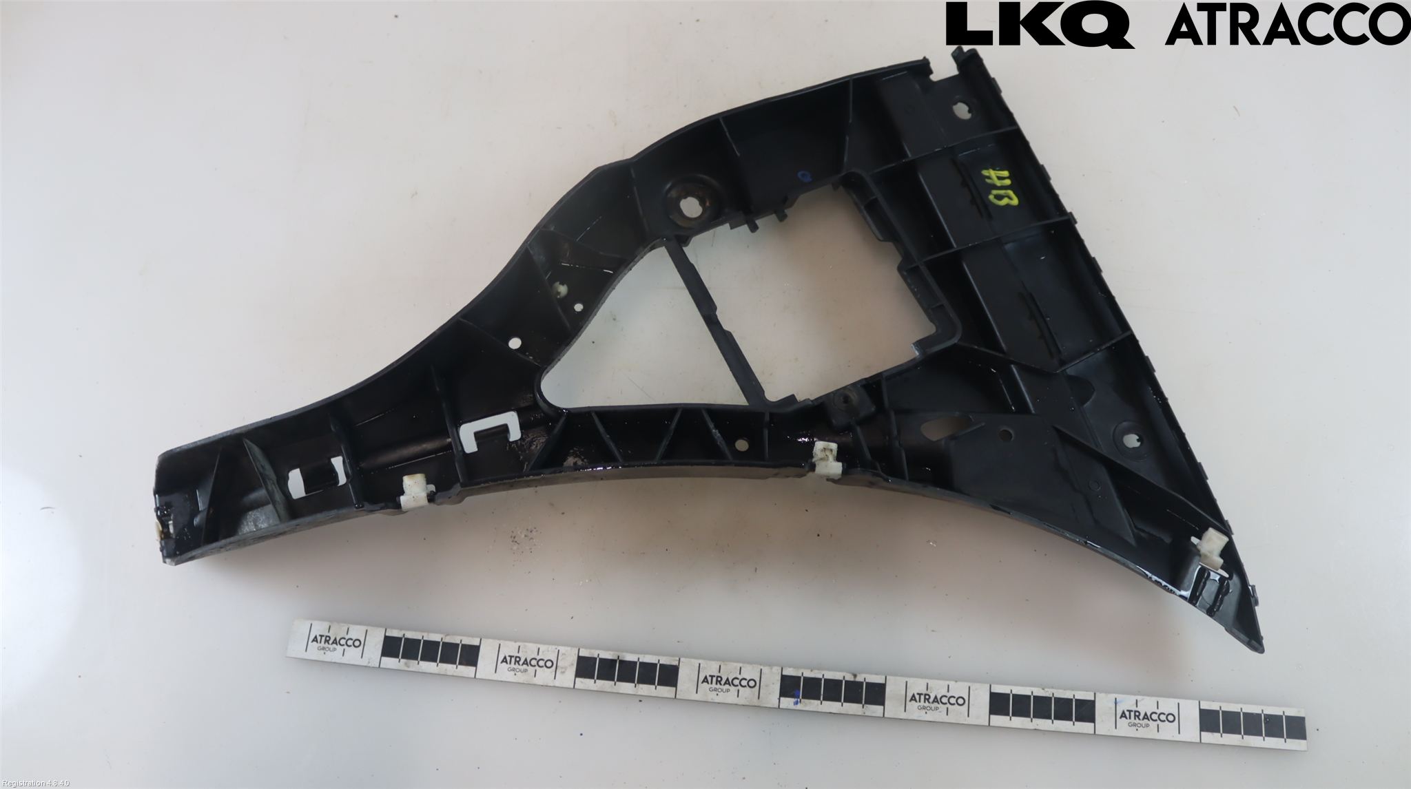 Jaguar XJ X351        10- Stötfångarfäste Bak Hö