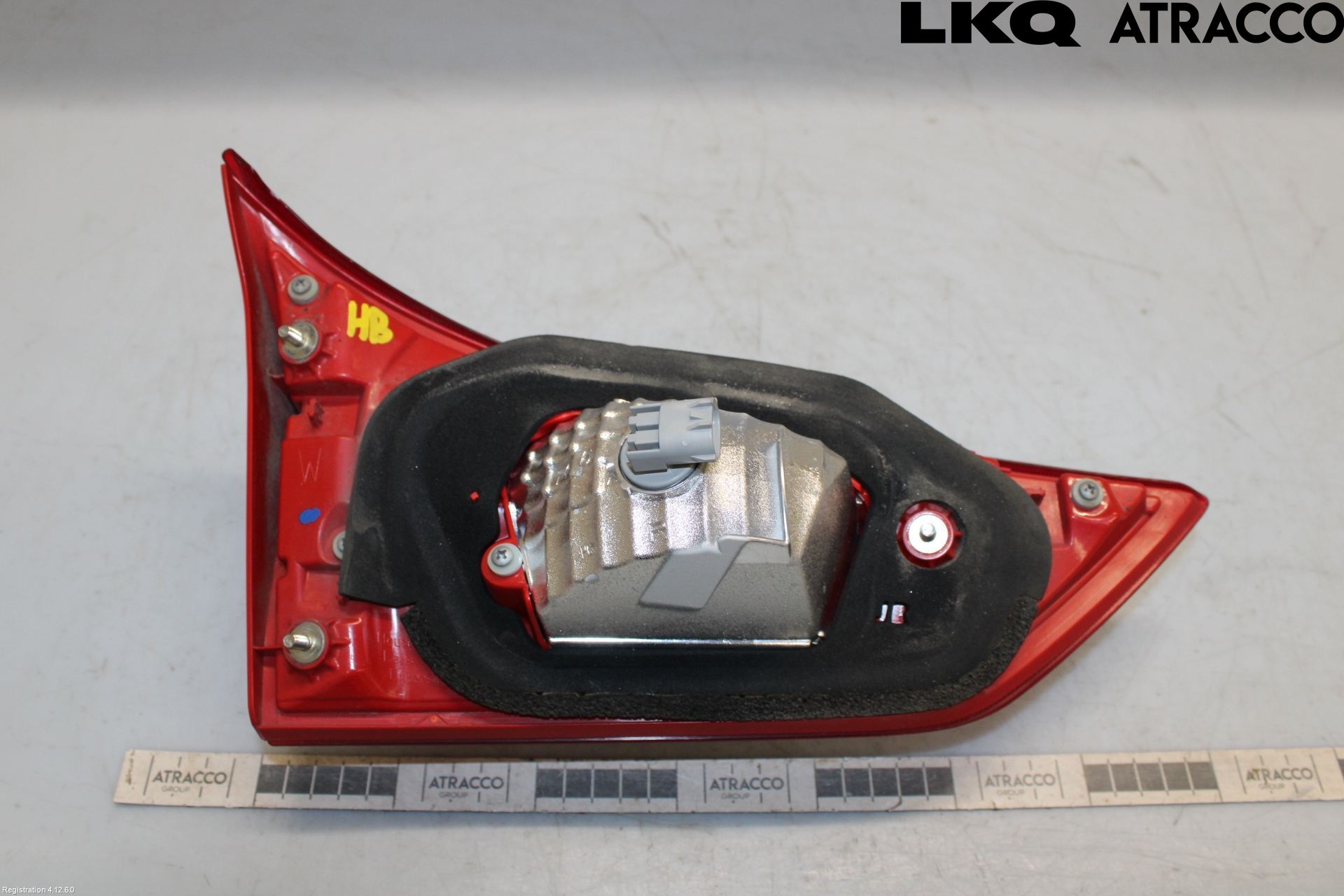 Toyota AURIS 13-19 Bakljus Lucka Hö