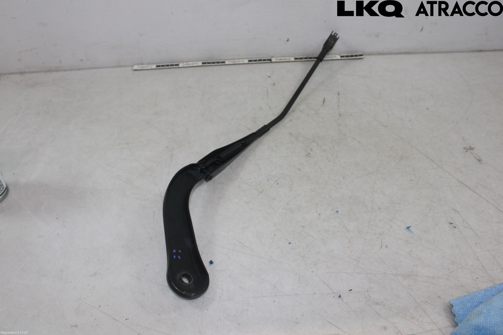 BMW 3 E90/91 SED/TOU 05-12 Torkararm Armar Vindruta