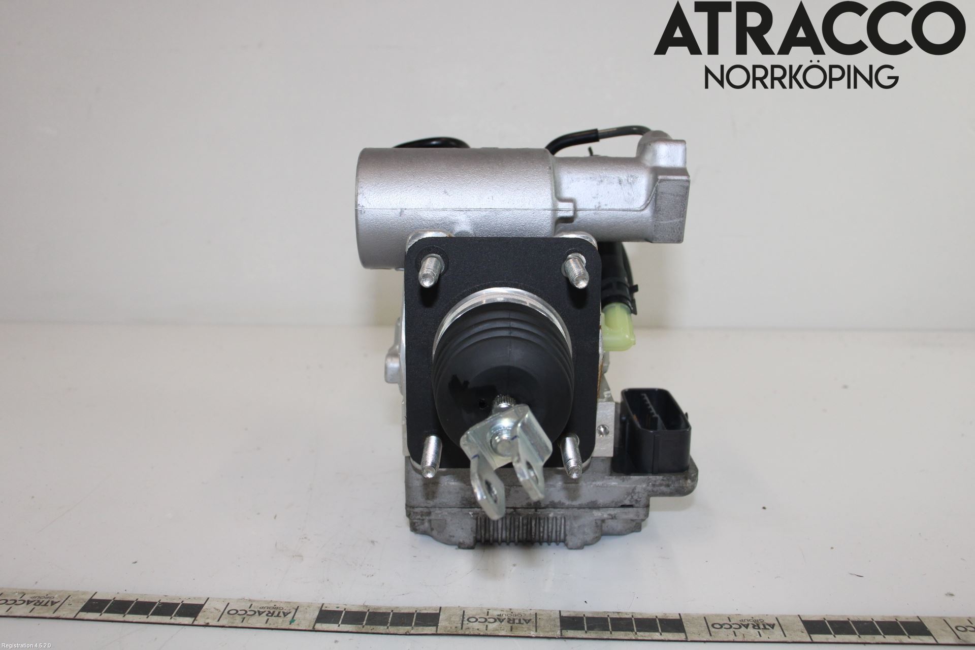 Toyota YARIS XP130 15-20 Abs Hydraulaggregat