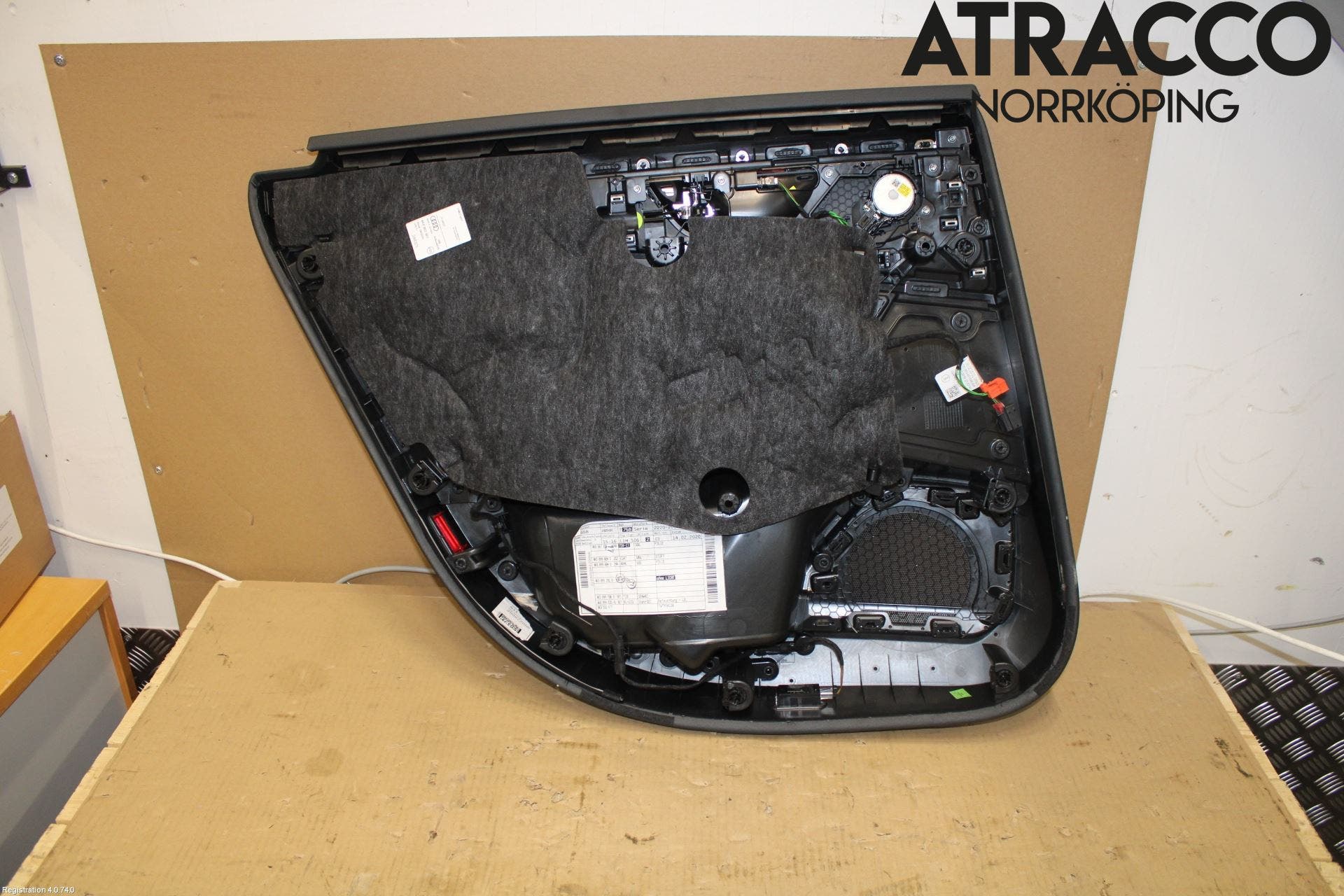 Audi A6 F2/C8 19- Dörrklädsel Hö