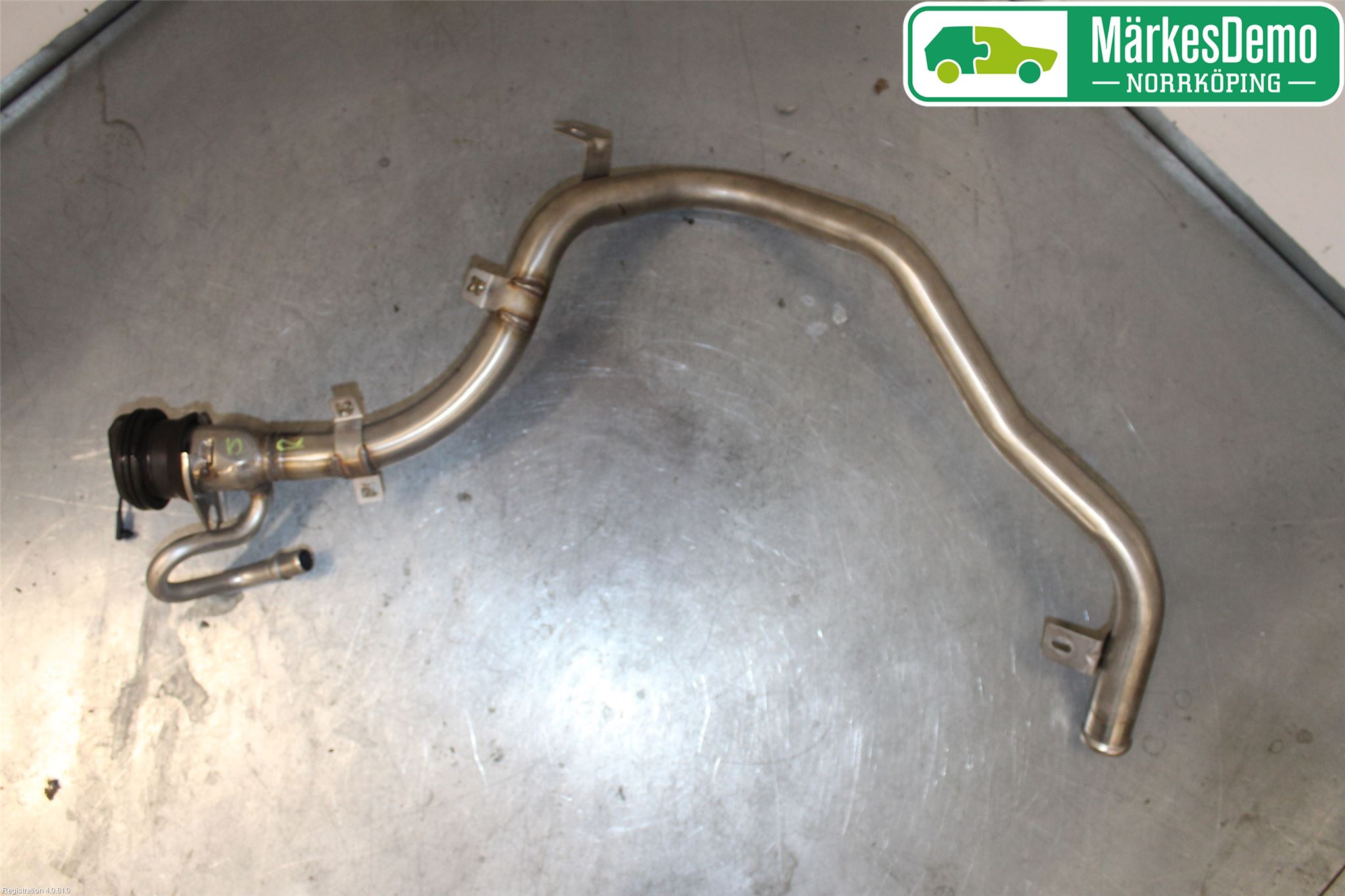 Jaguar F-TYPE Bränslepåfyllnrör-Slang