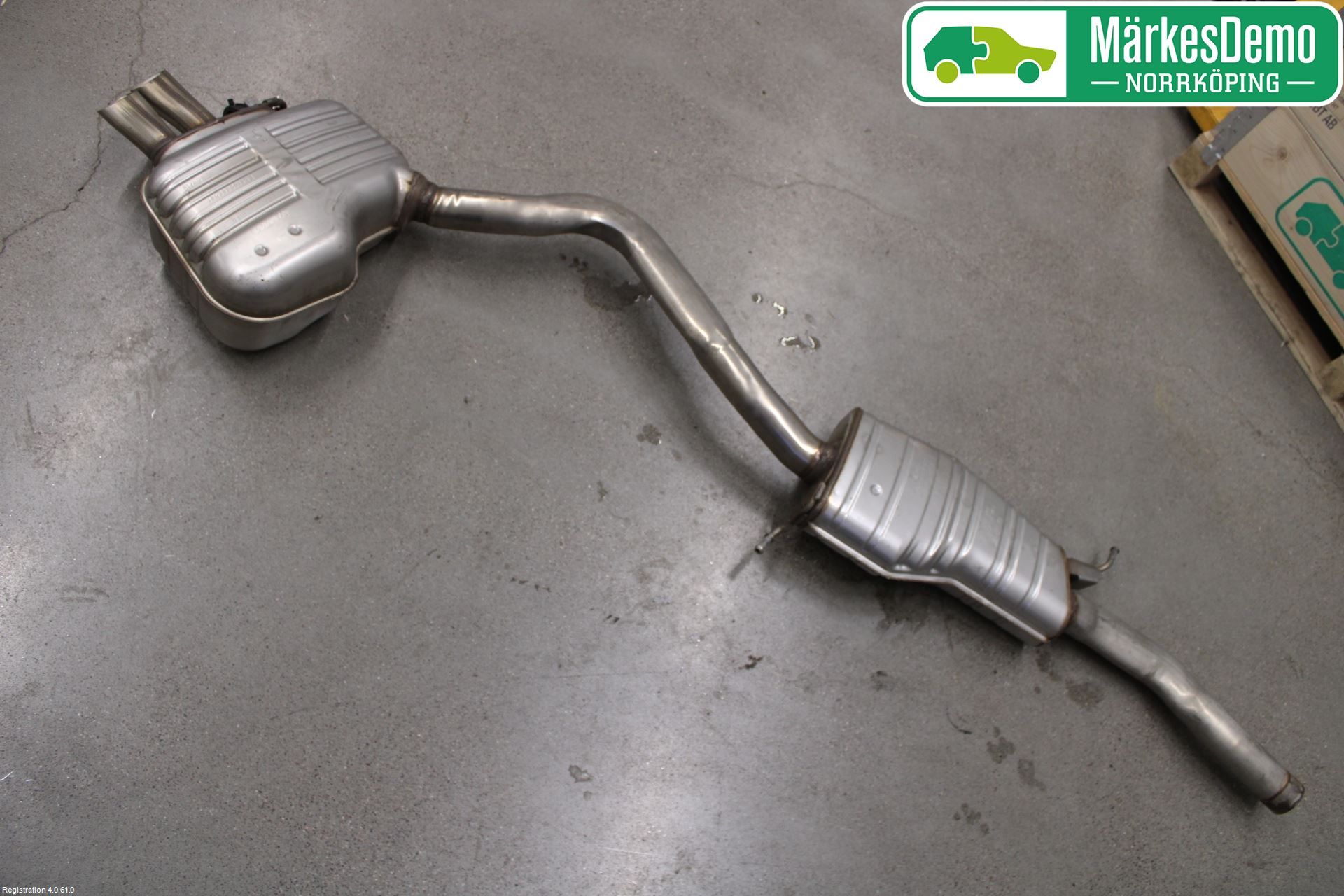 Audi A4/S4 B9 20- Avgas Halvsats