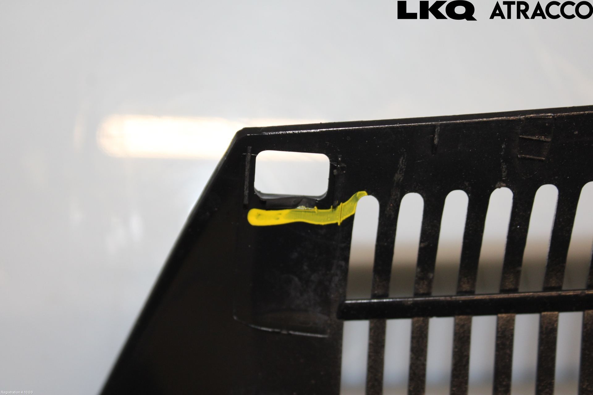 Volkswagen VW GOLF V 04-09 Grill Komp