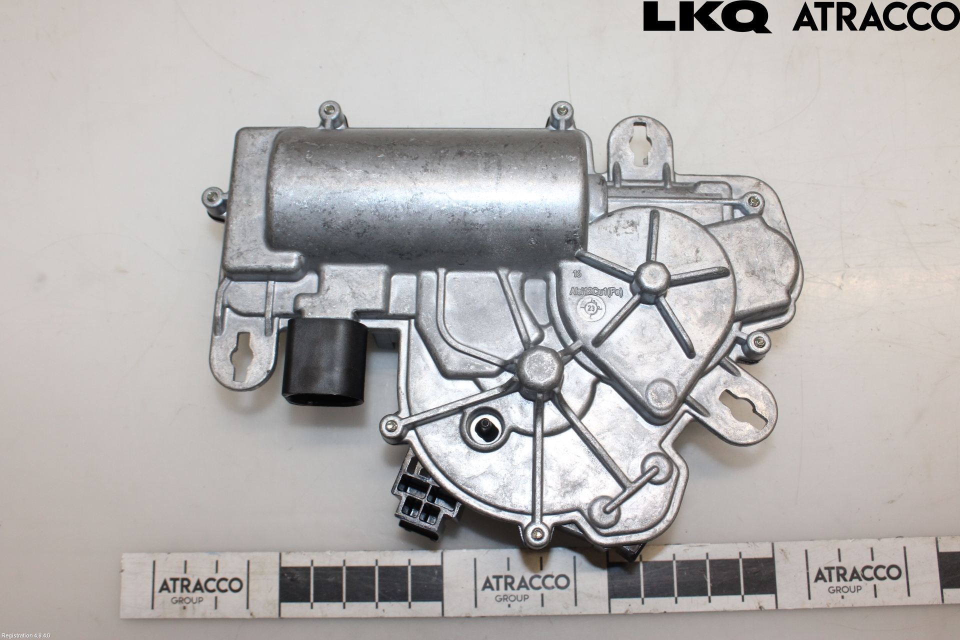 Skoda ENYAQ iV 21- Bakluckeöppnare Automatisk