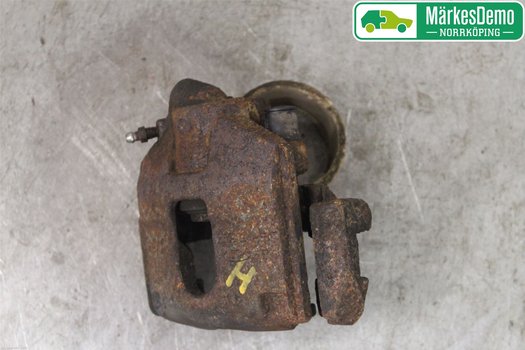 Ford FIESTA     06-08 Bromsok Fram Höger