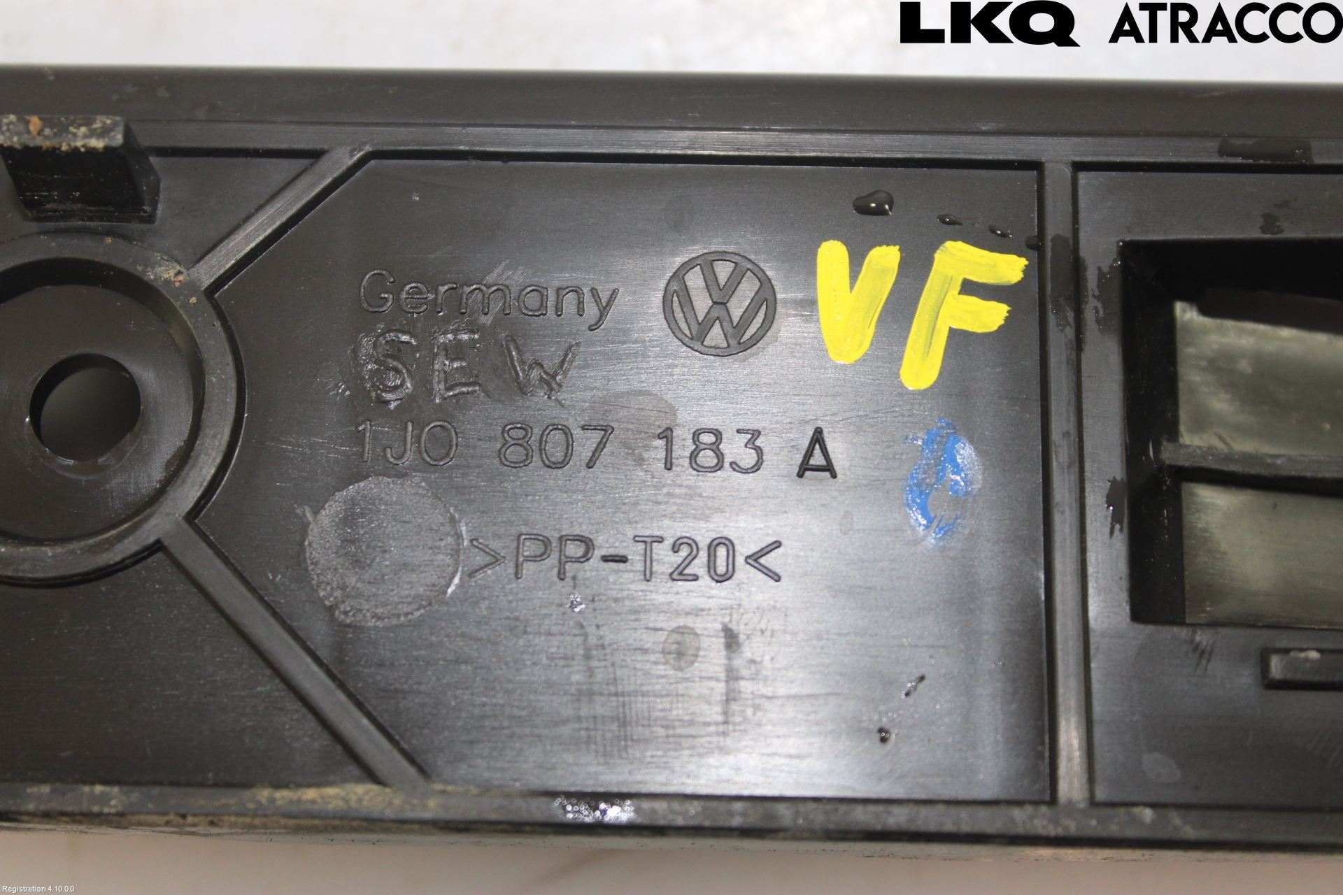 Volkswagen VW GOLF IV 98-06 Stötfångarfäste Fram Vä