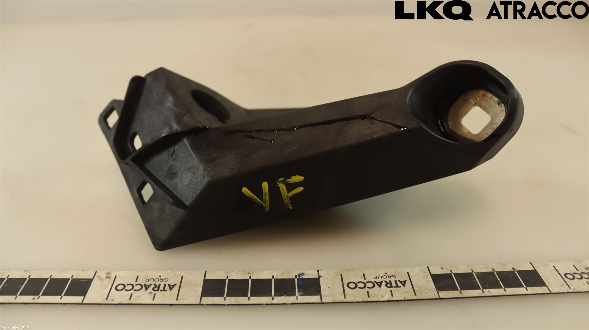 Audi Q7/SQ7 Kylarfäste-Ram-Balk