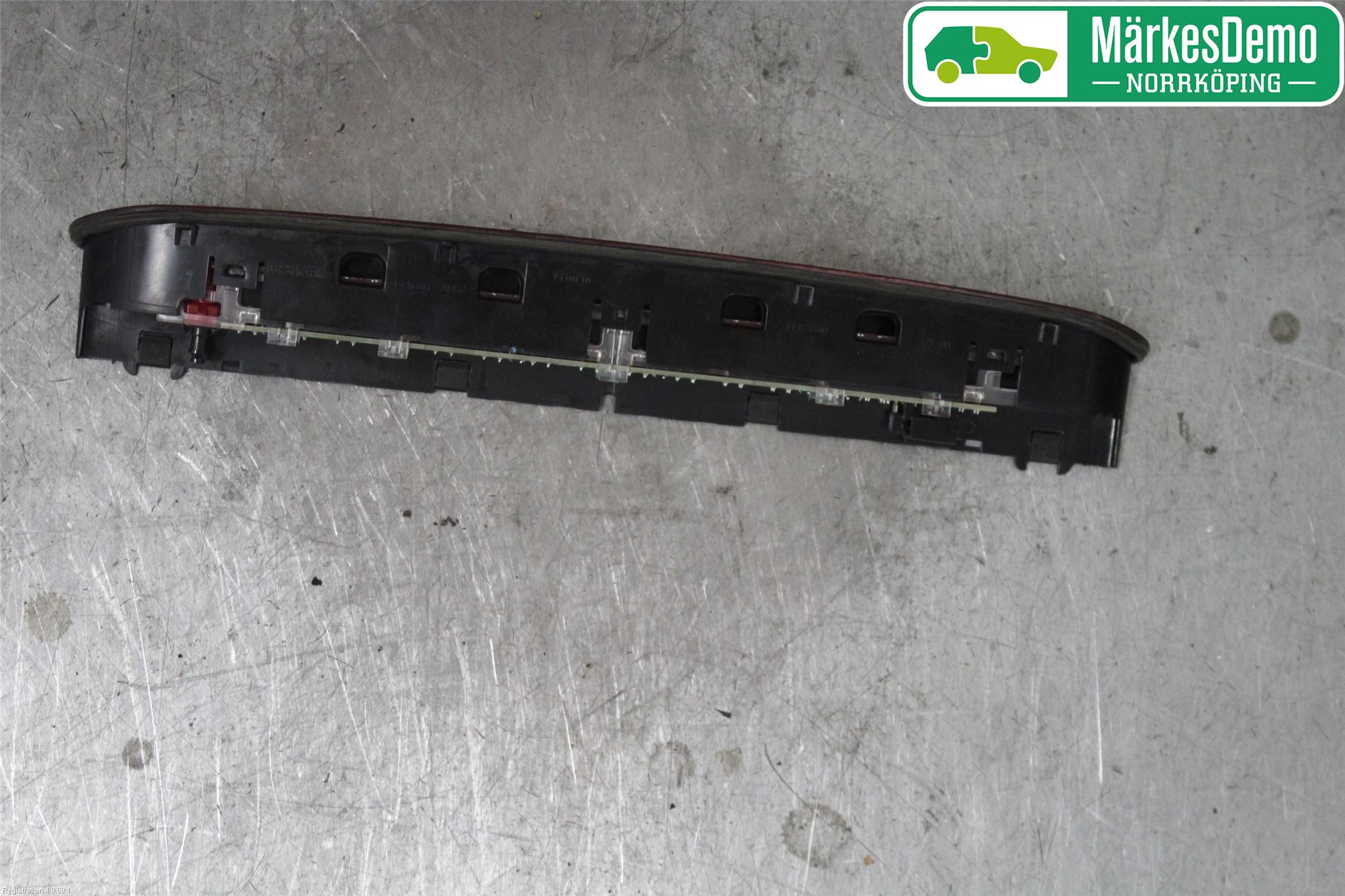 Volkswagen VW GOLF / E-GOLF VII 13-20 Bromsljus Bakruta