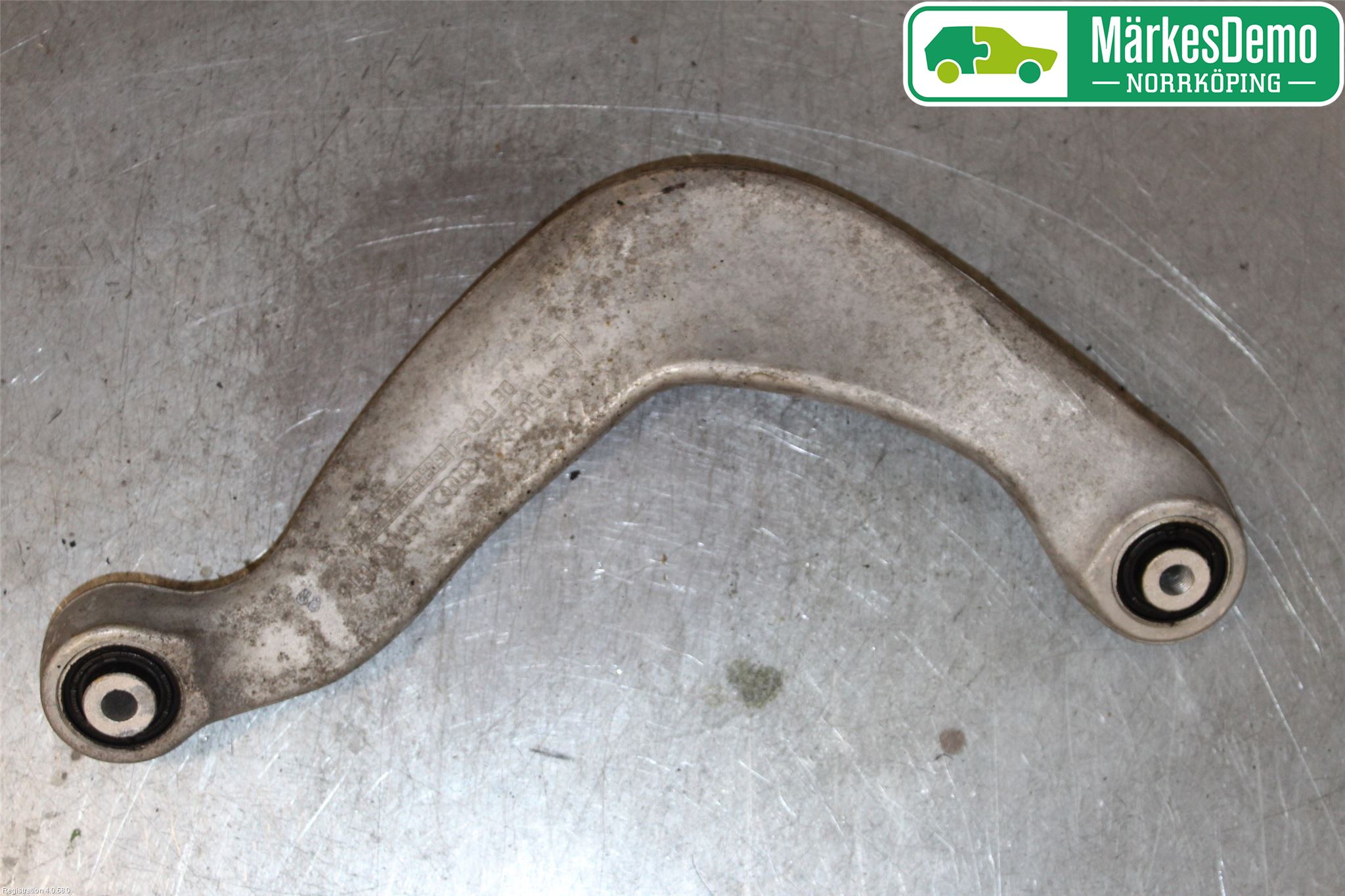 Audi A4 12-15 Bärarm Bak Övre Vänster