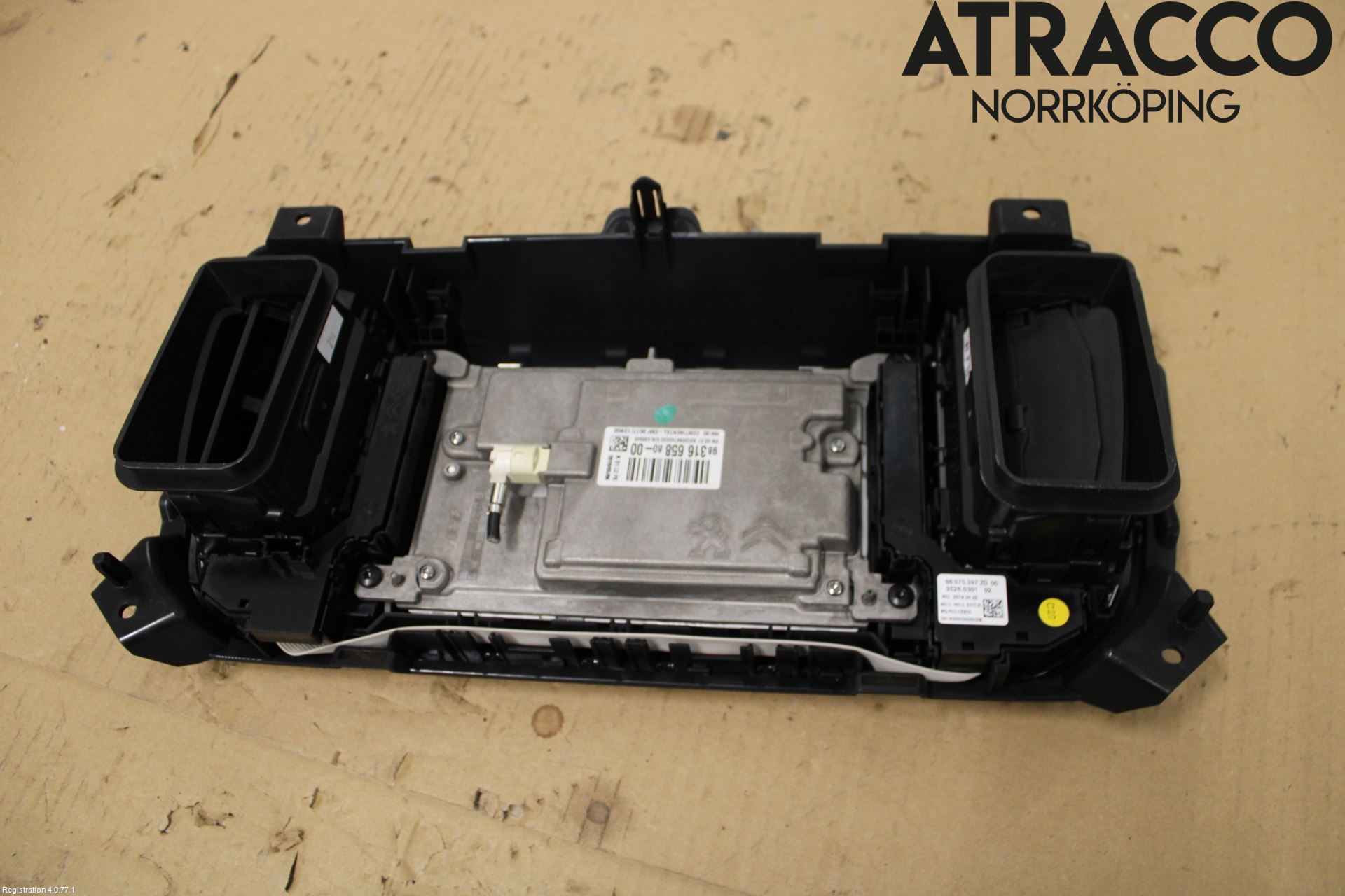 Toyota PROACE II 16- Multifunktionsdisplay