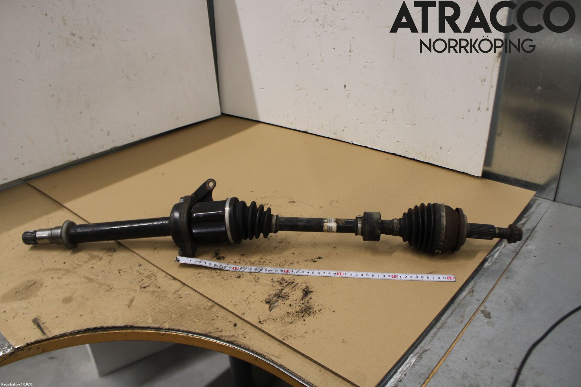 Toyota AVENSIS 09-15 Drivaxel Fram Höger