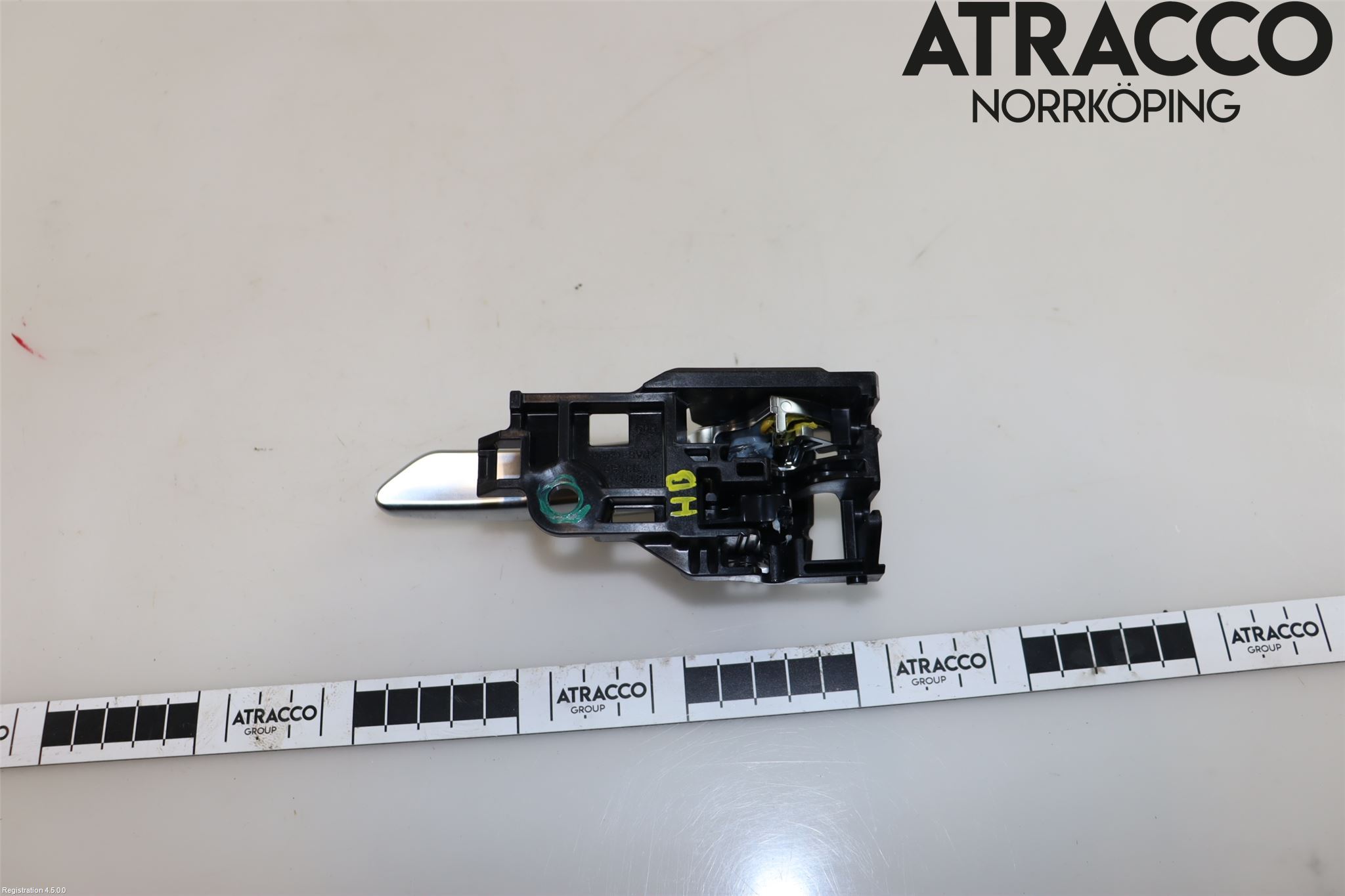 Toyota RAV4 19- Dörrhandtag Inre Hö