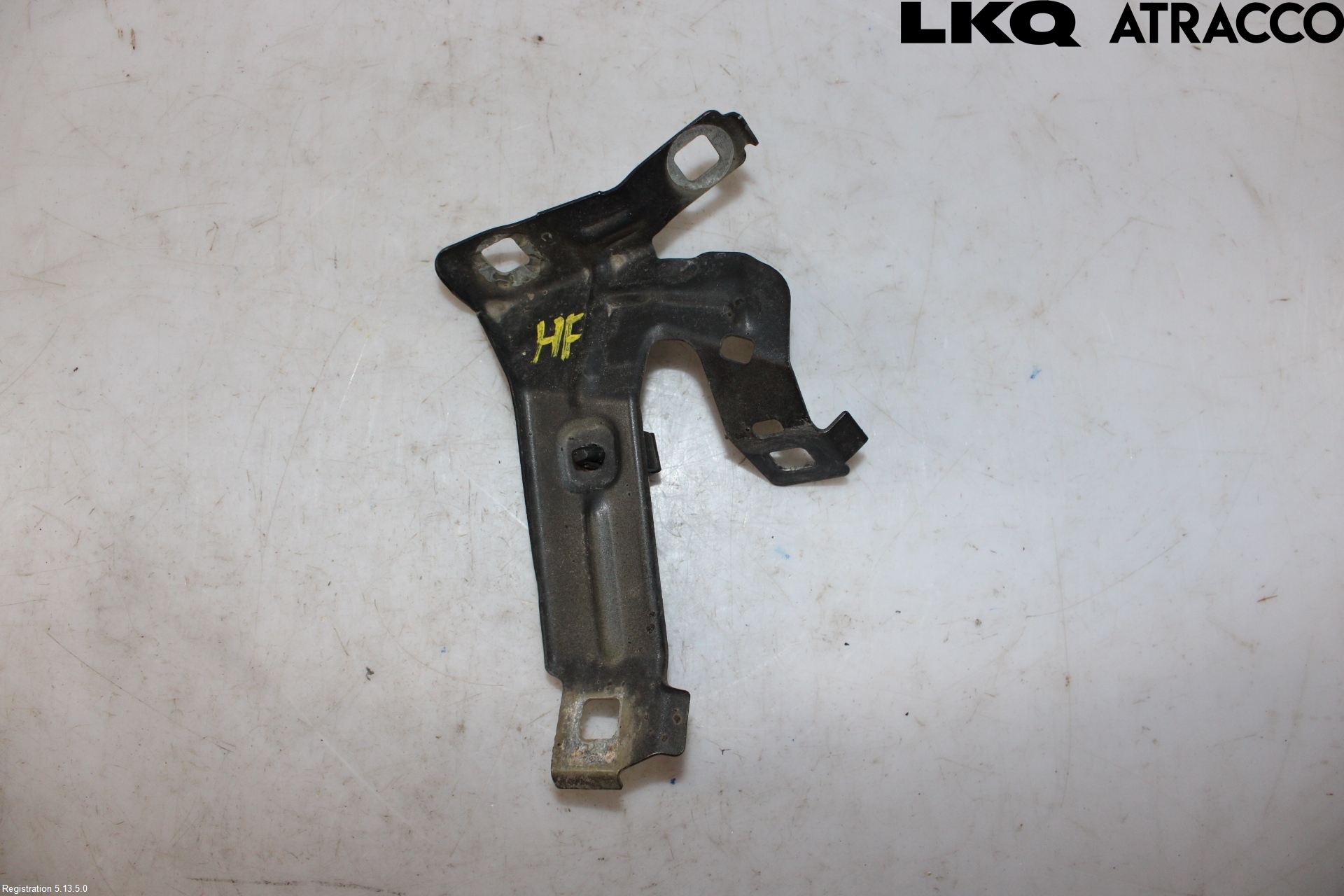 BMW 3 F30/F31/F80 12-19 Skärmfäste Fram Hö