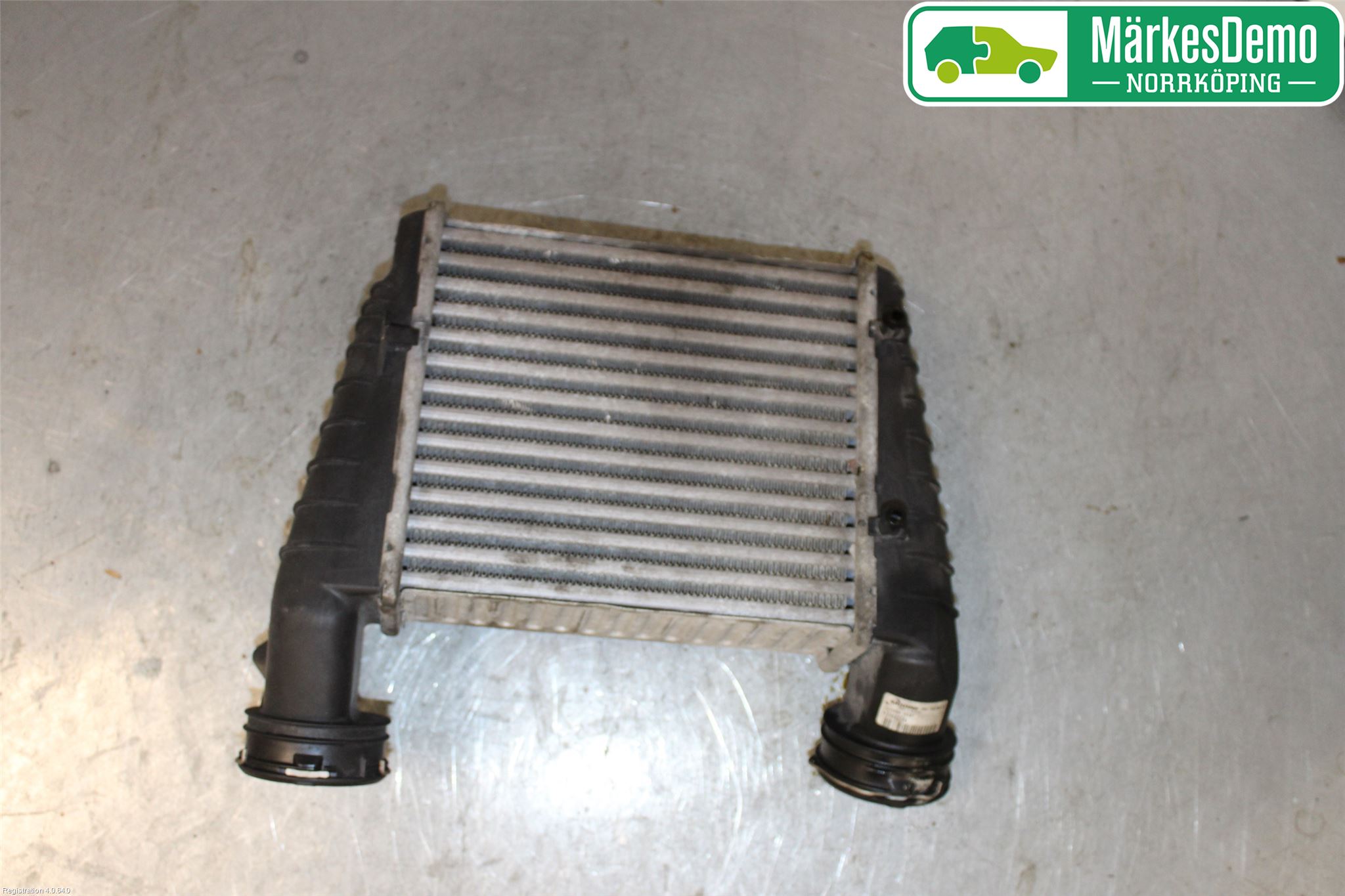 Volkswagen VW PASSAT 01-05 Laddluft-Intercooler Kyl
