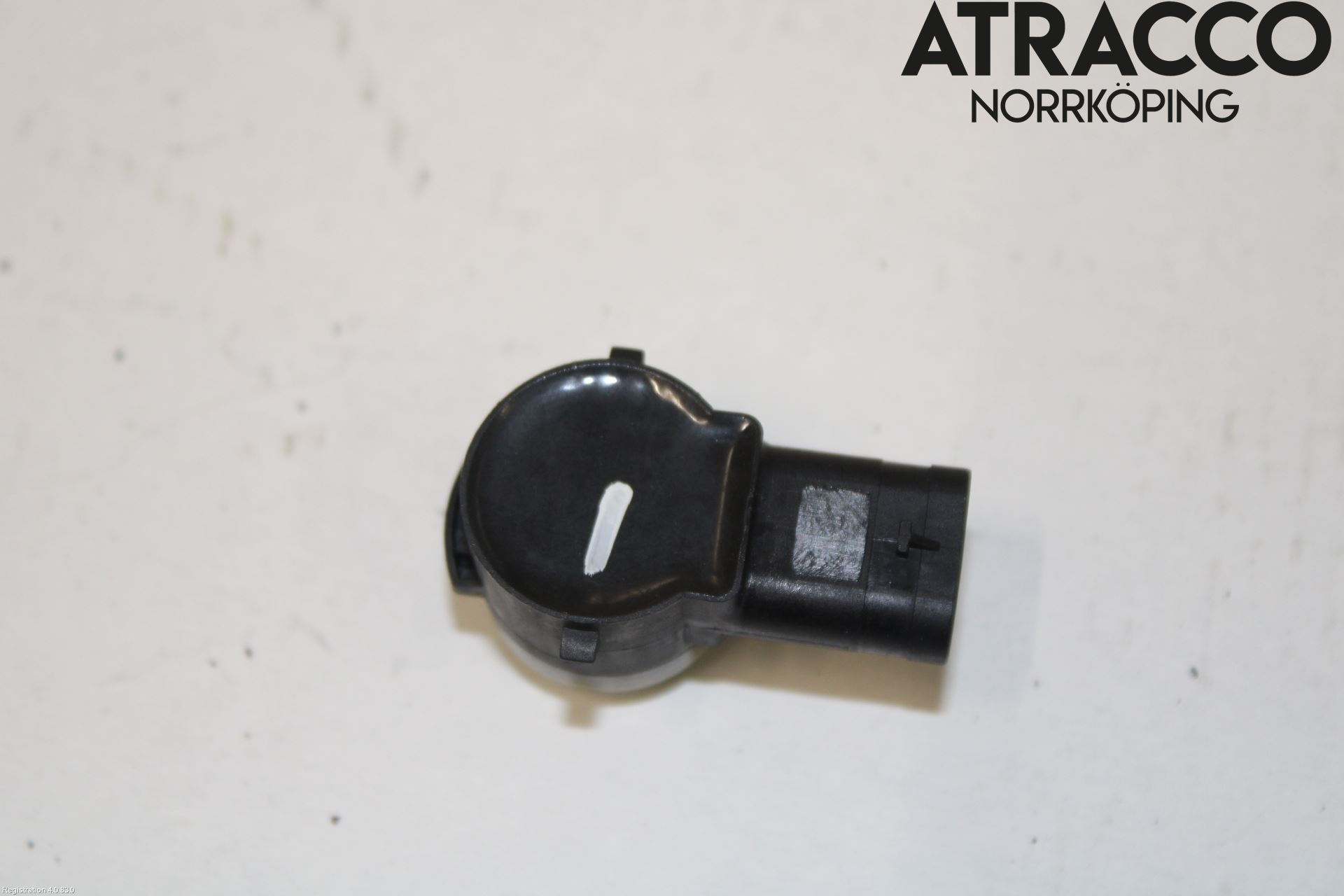 Audi A4/S4 B9 16-19 Parkeringshjälp Frontsensor