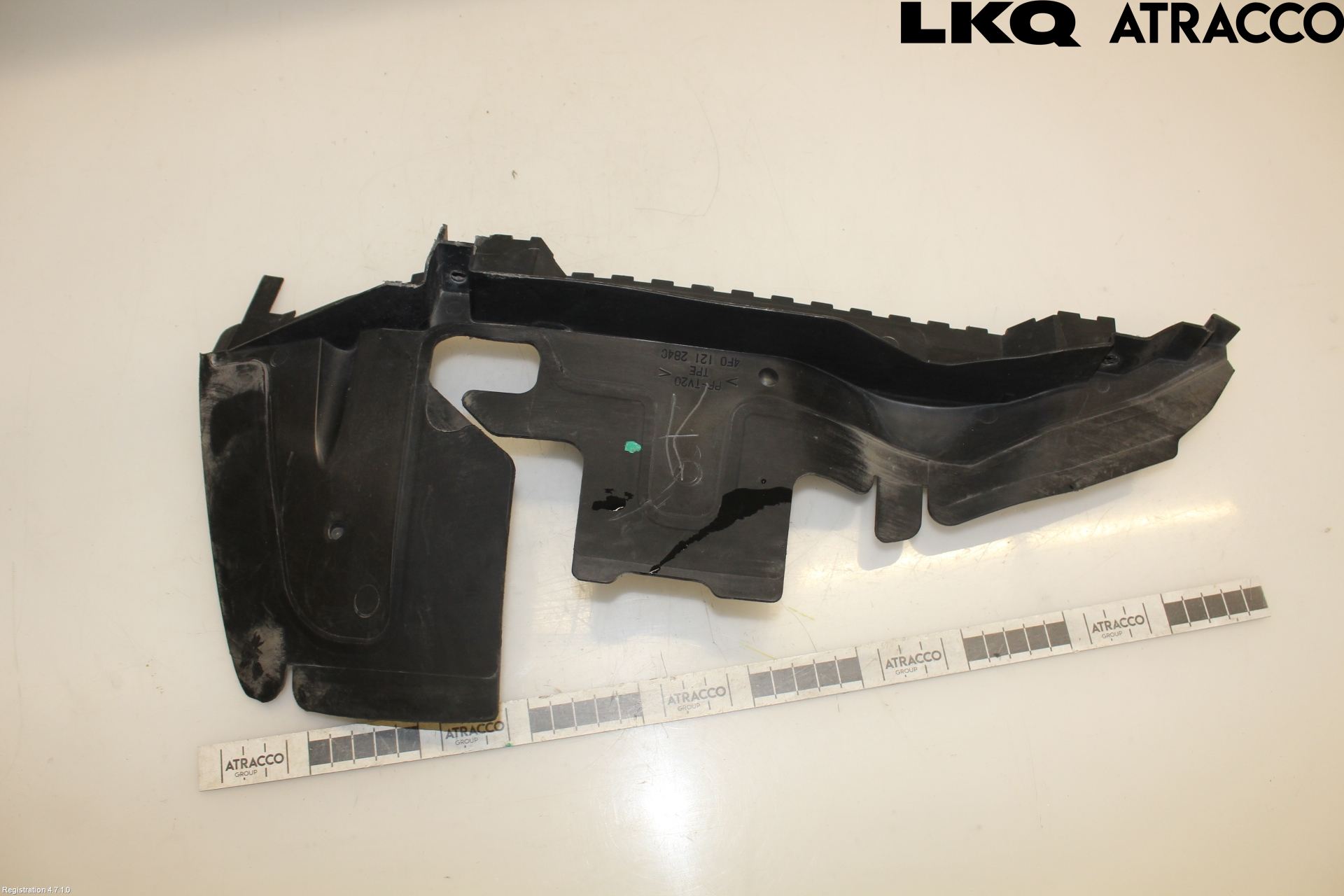 Audi A6/S6     05-11 Deflektor Plåt-Plast Kylning