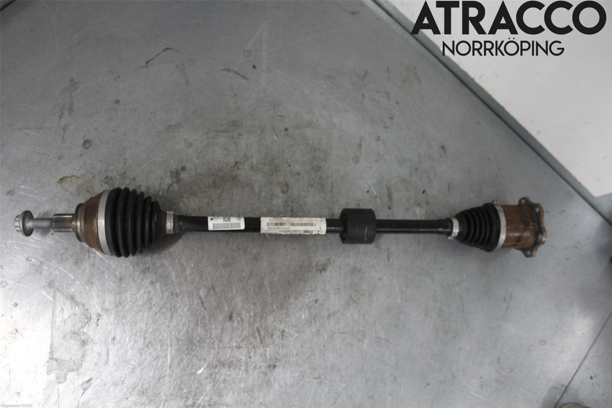 Seat LEON 20- Drivaxel Fram Höger