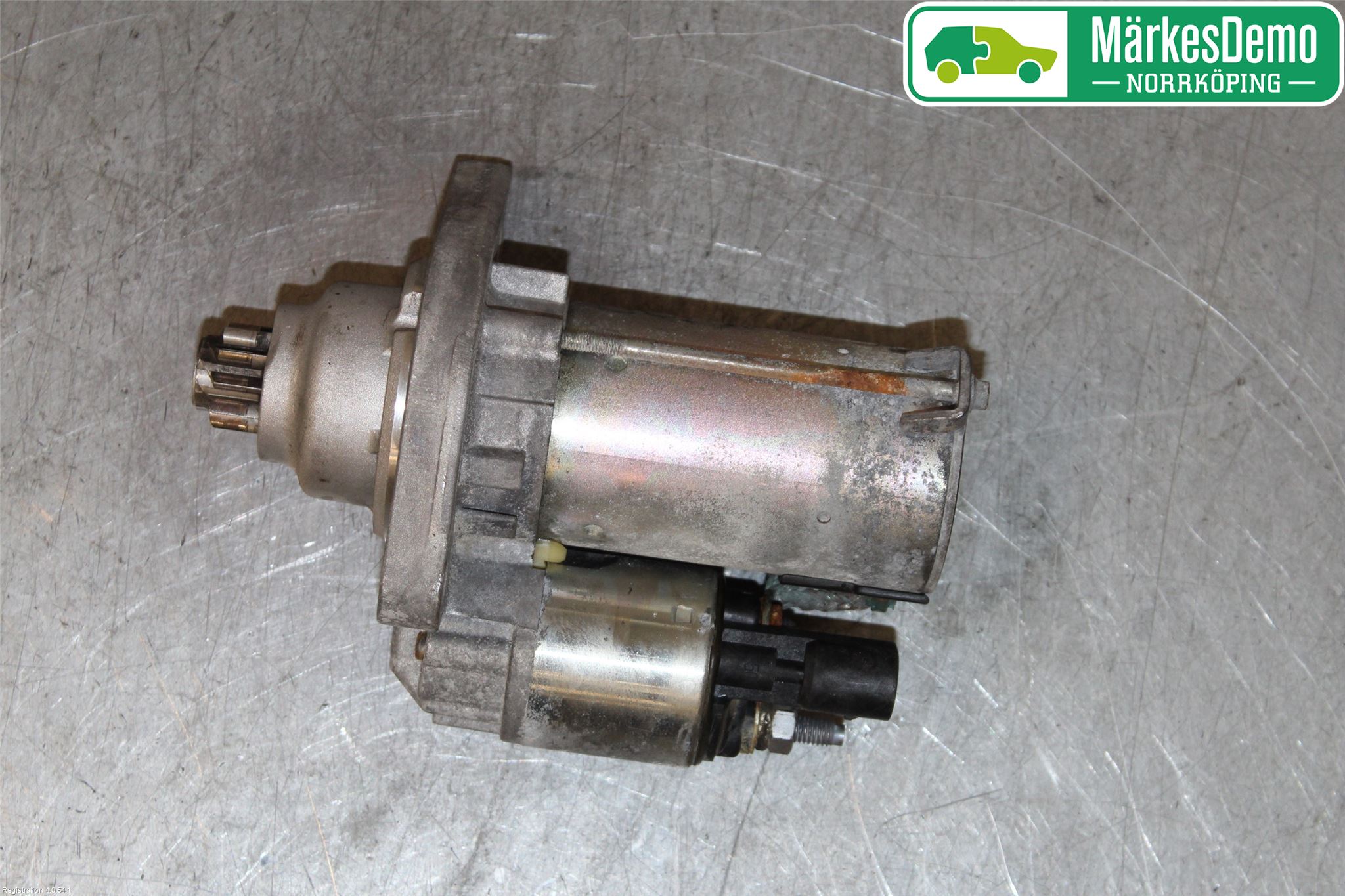 Volkswagen VW GOLF V 04-09 Startmotor