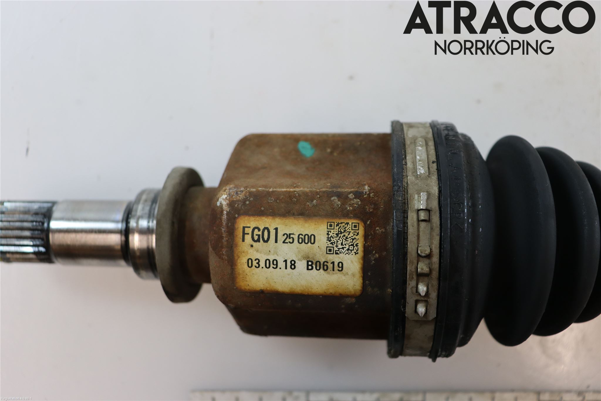 Mazda 3 I 03-06 Drivaxel Fram Vänster