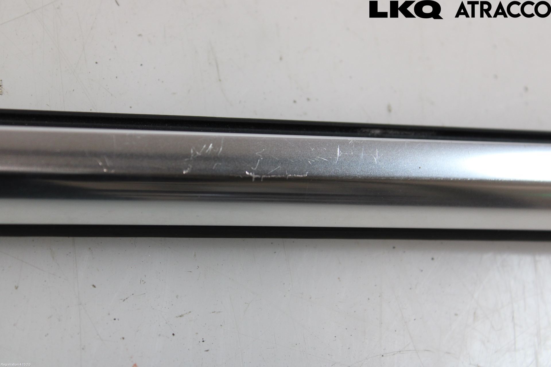 Volkswagen VW PASSAT 15-19 Dörr Dekorlist Fram Hö