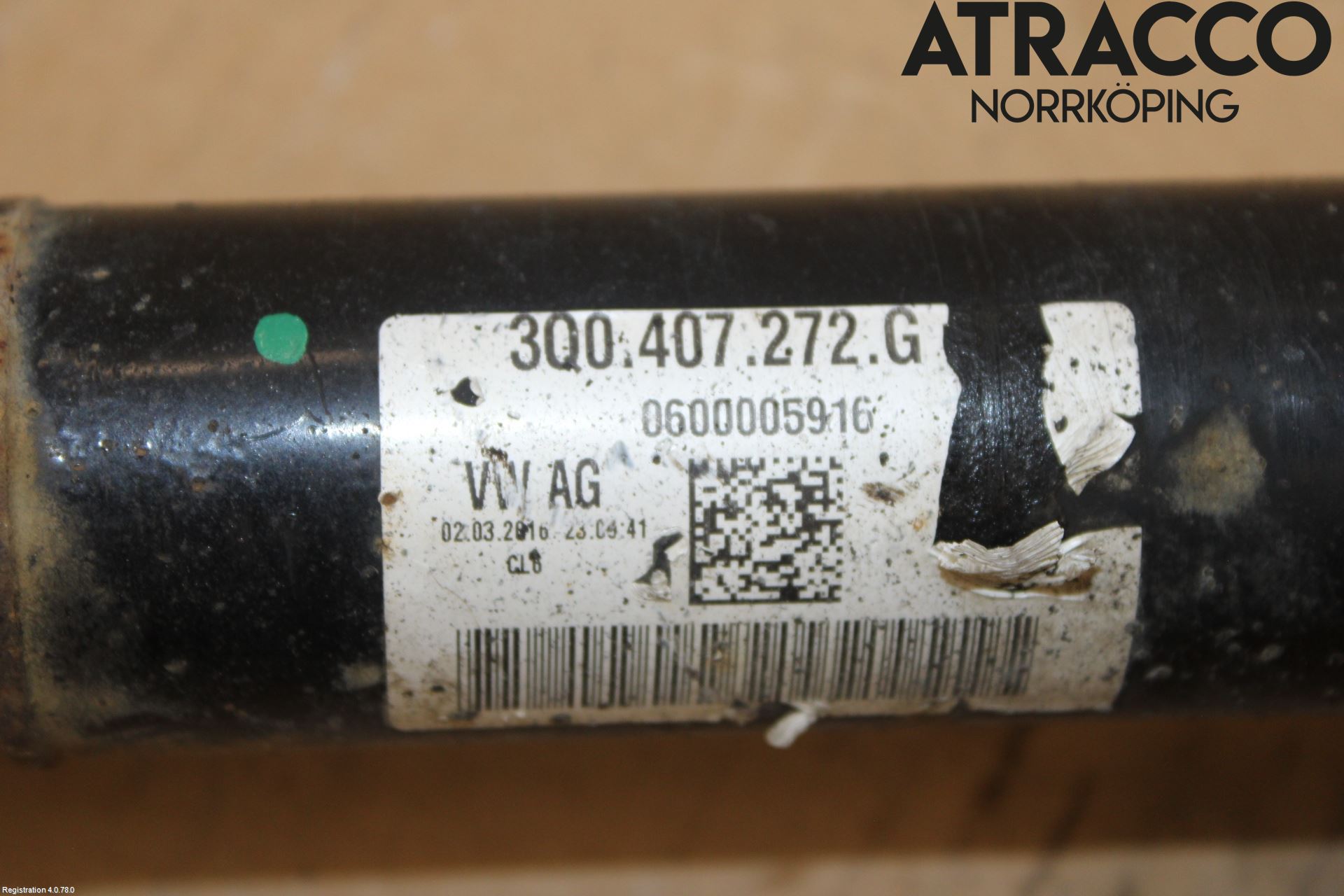 Volkswagen VW PASSAT 15-19 Drivaxel Fram Höger