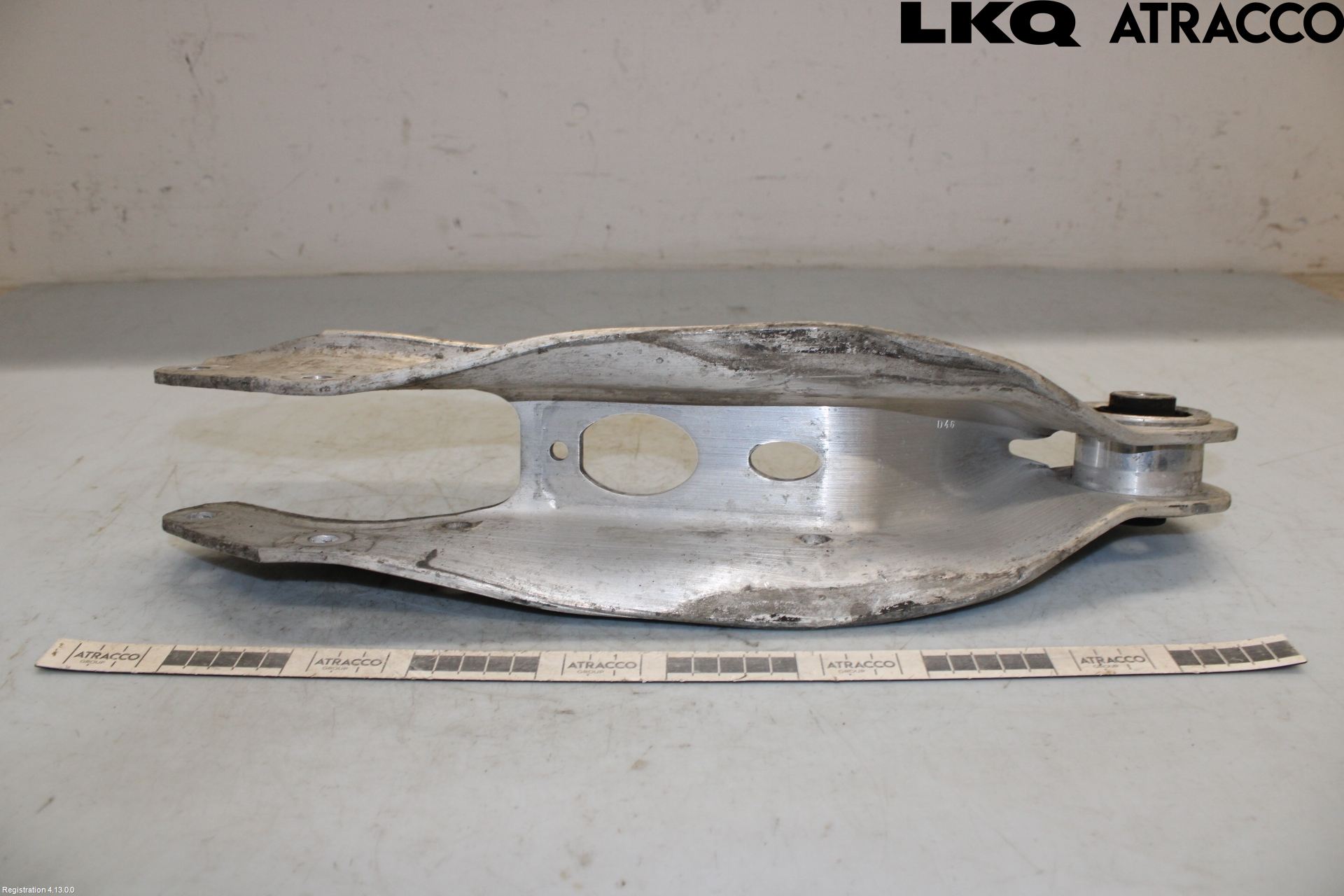 Volkswagen VW TOUAREG CR 18- Bärarm Bak Höger