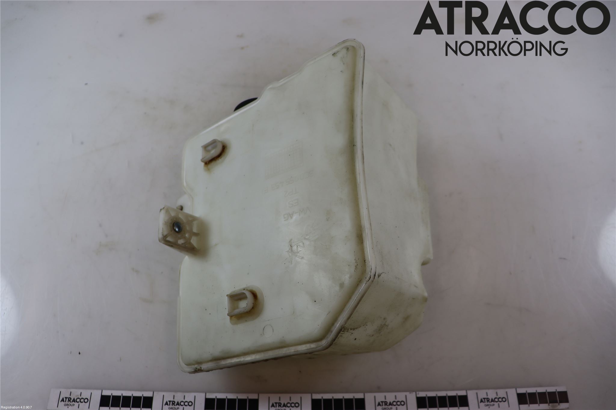 Volkswagen VW PASSAT 05-11 Spolartank Vindruta-Strål