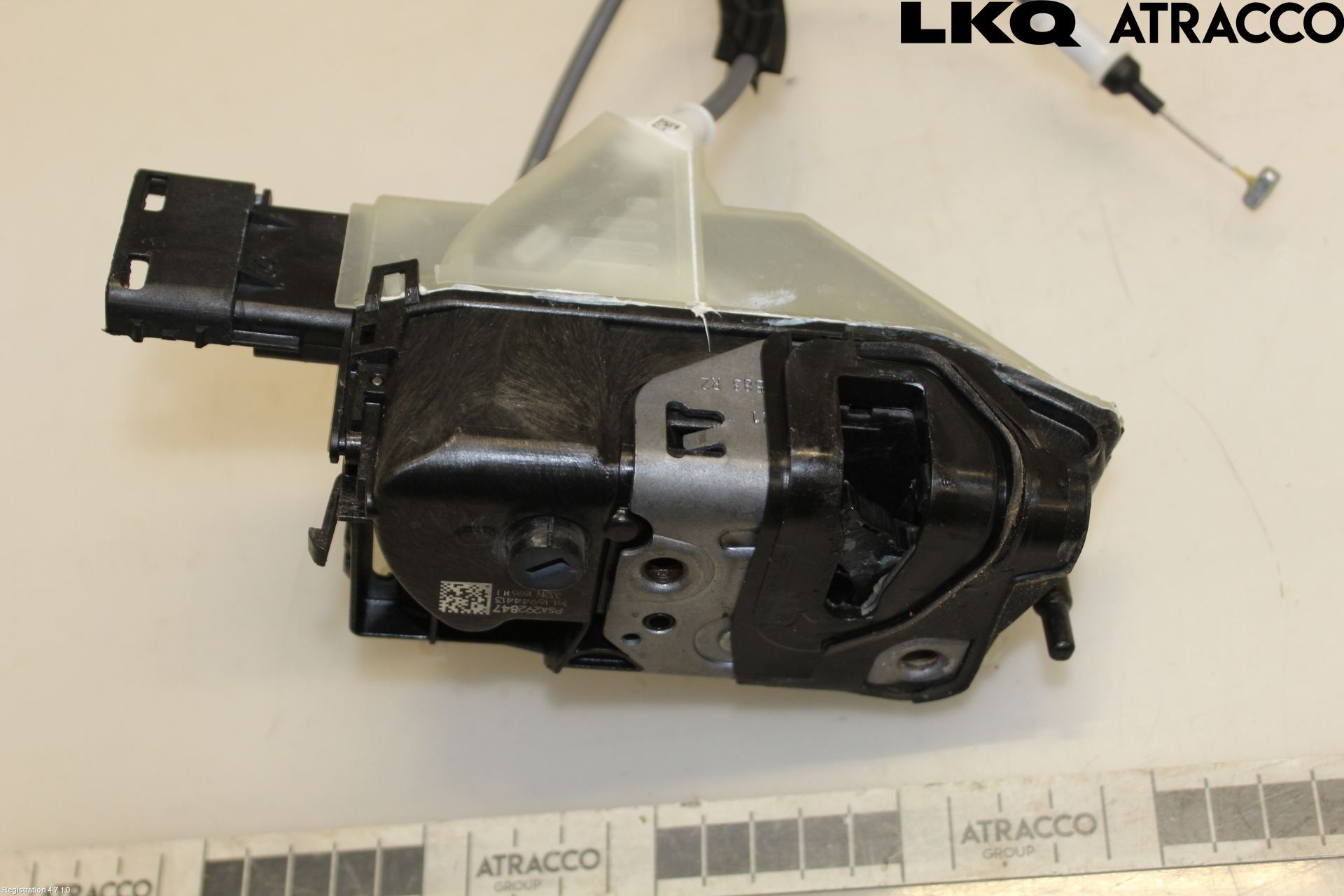 Opel CORSA F, CORSA-E 20- Låskista-Dörrlås