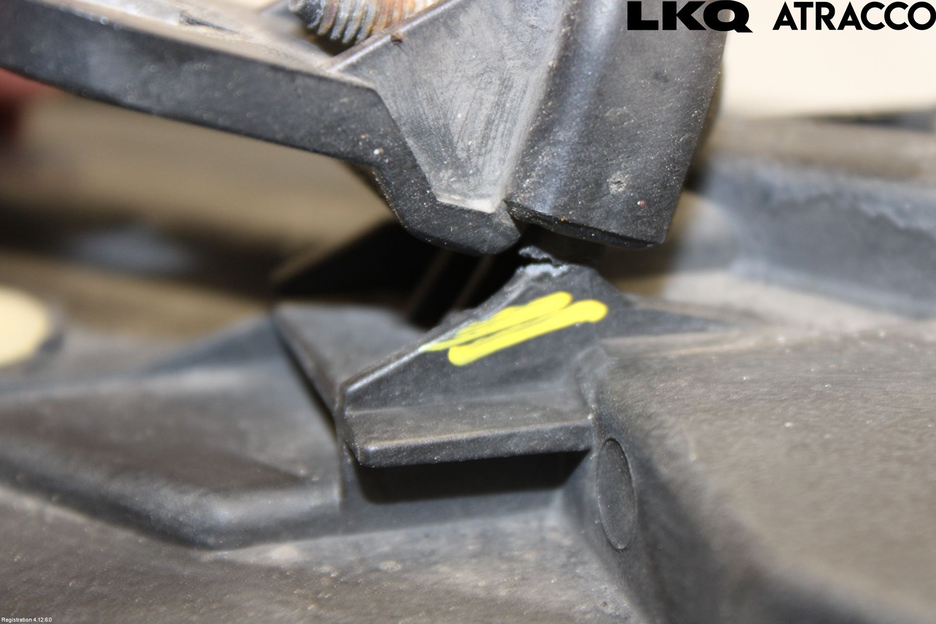 Audi Q5 09-16 Strålkastare Vänster