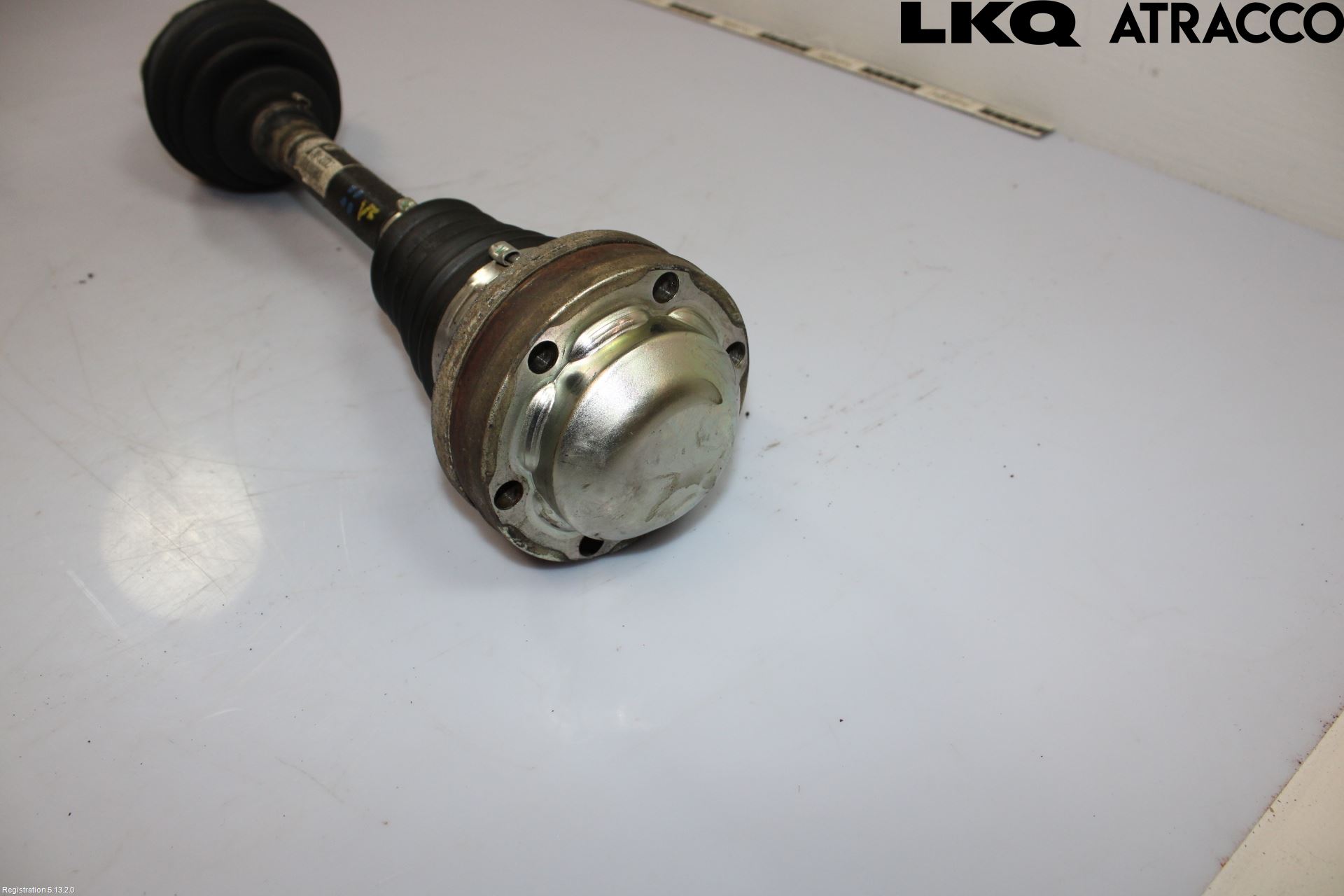 Volkswagen VW CADDY 16-20 Drivaxel Fram Vänster