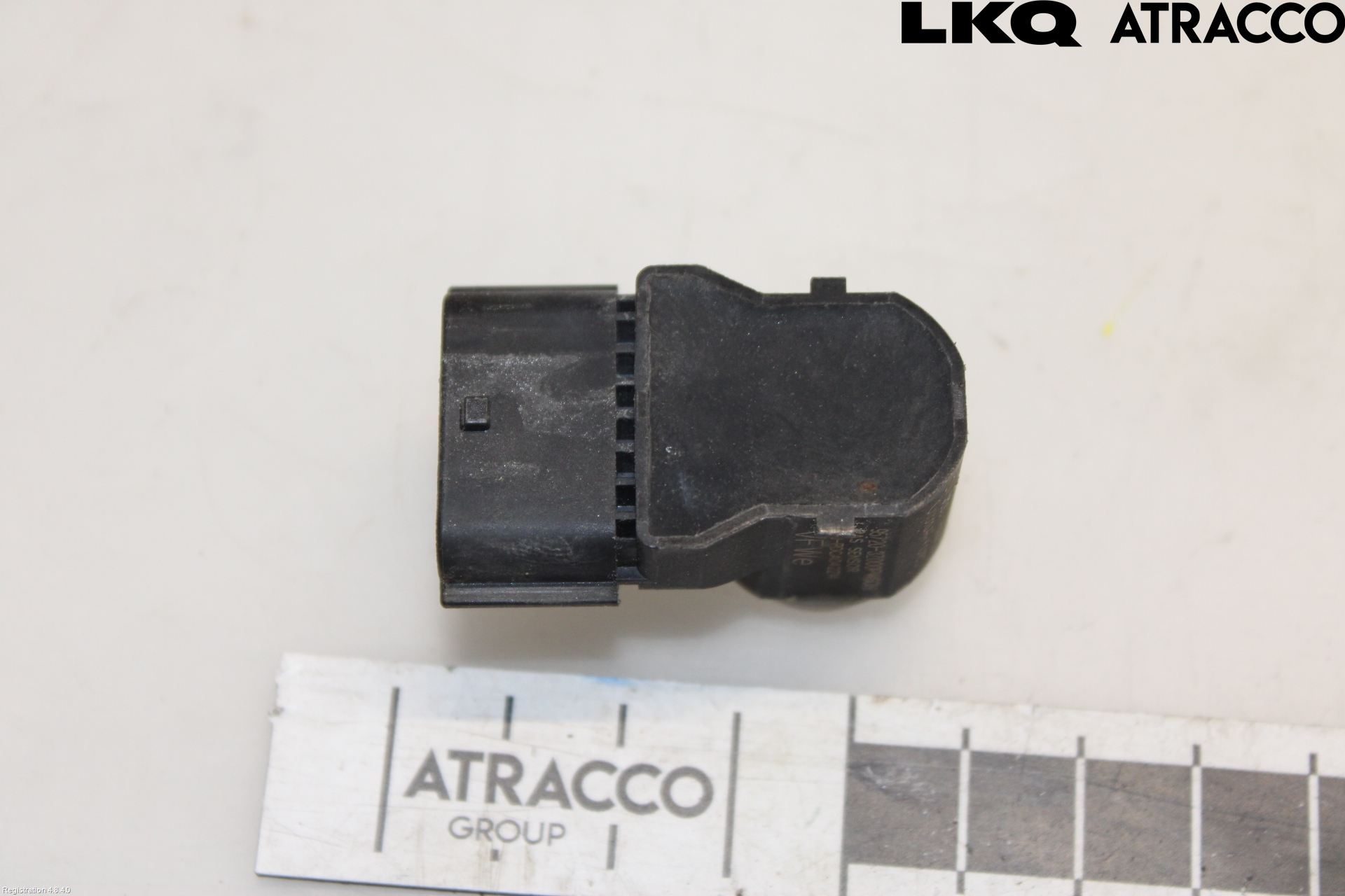 Hyundai i40 08-15 Parkeringshjälp Frontsensor