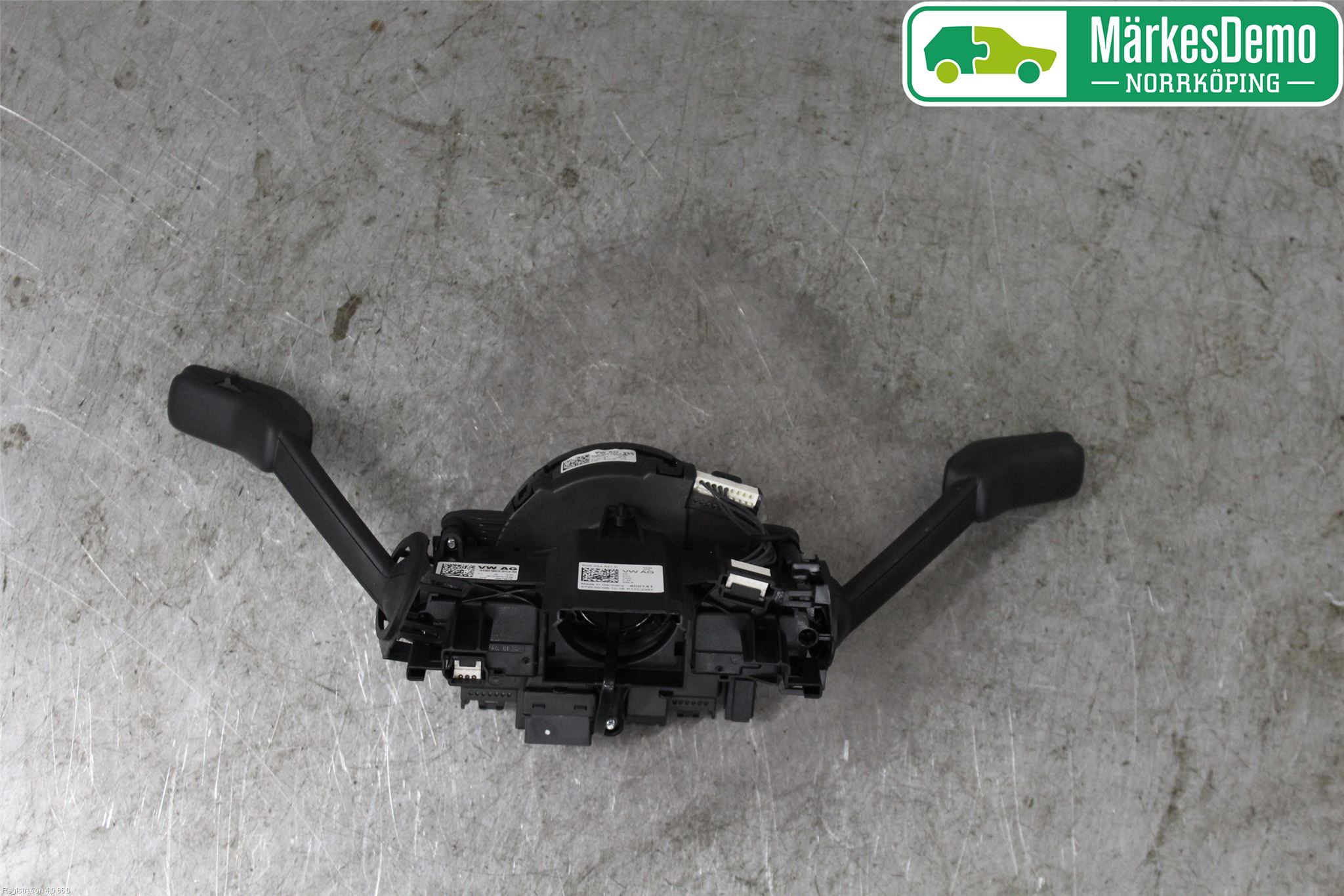 Volkswagen VW GOLF / E-GOLF VII 13-20 Spakcentral