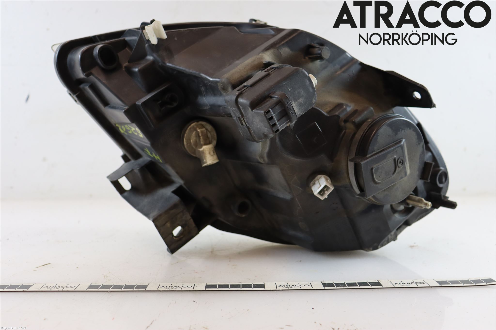 Nissan KUBISTAR Strålkastare Höger