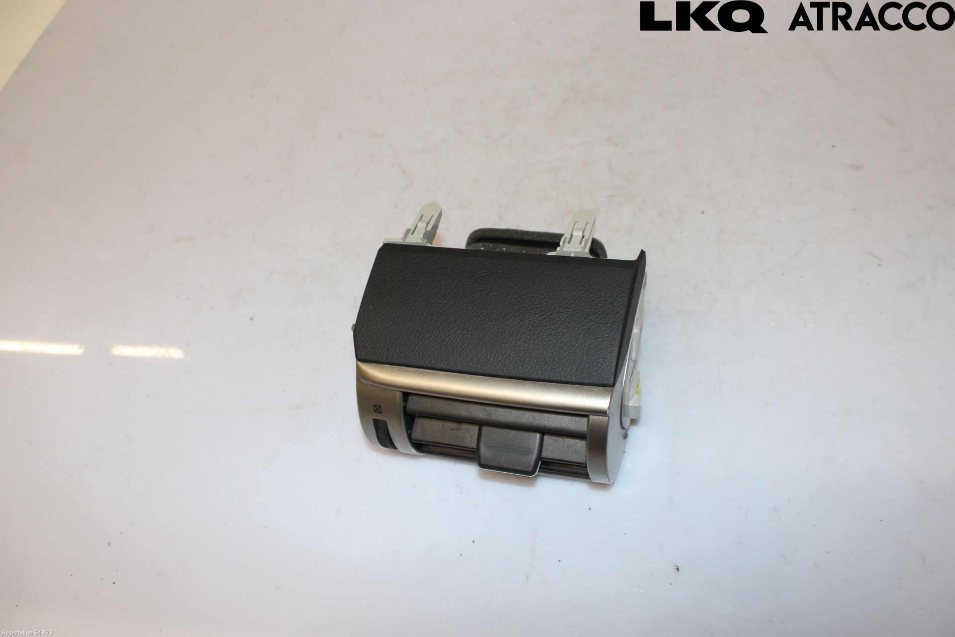 Lexus IS 250/350 14-20 Defrosterkanal-Munstycke